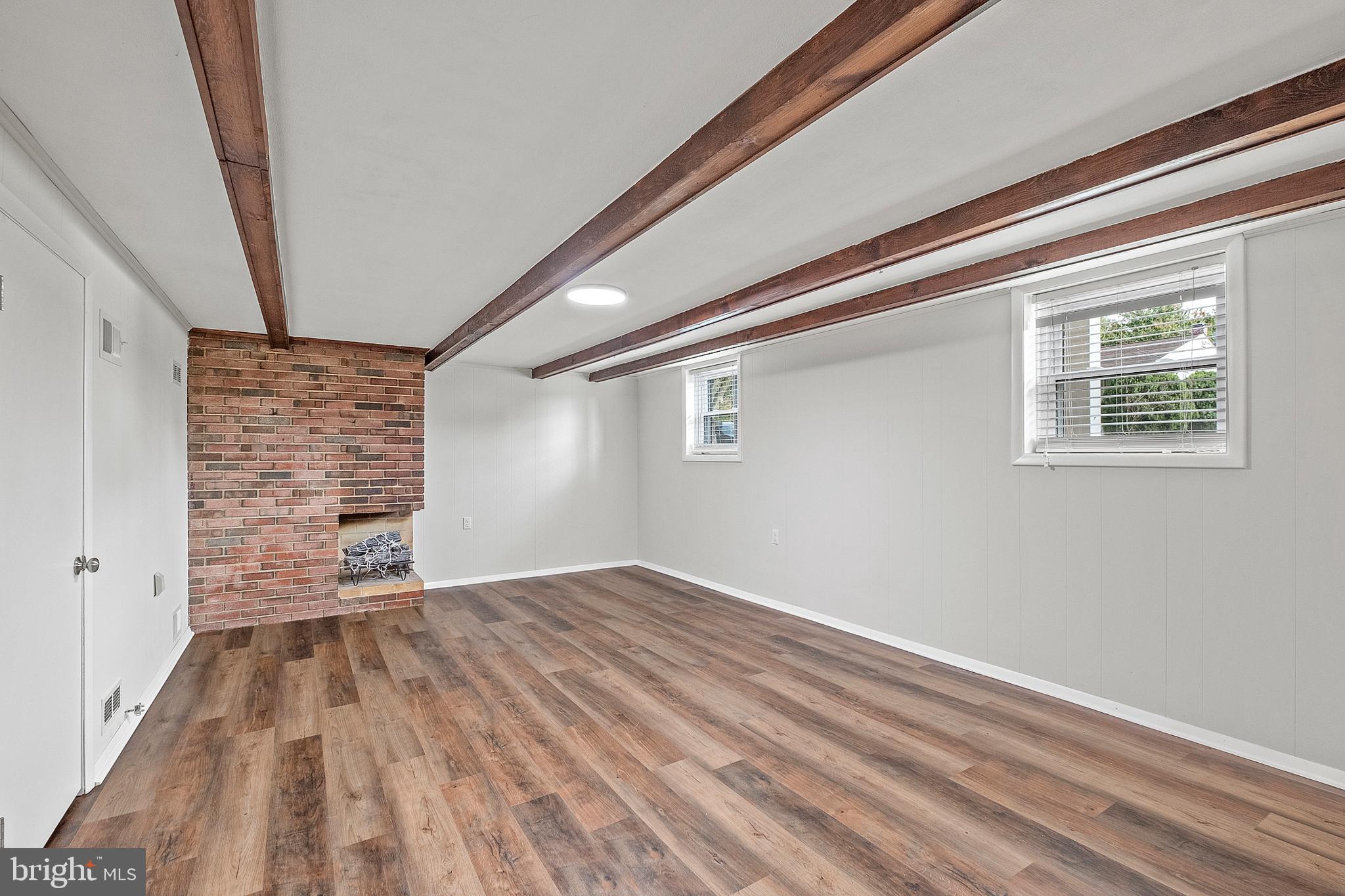 FERNDALE FARMS - Residential