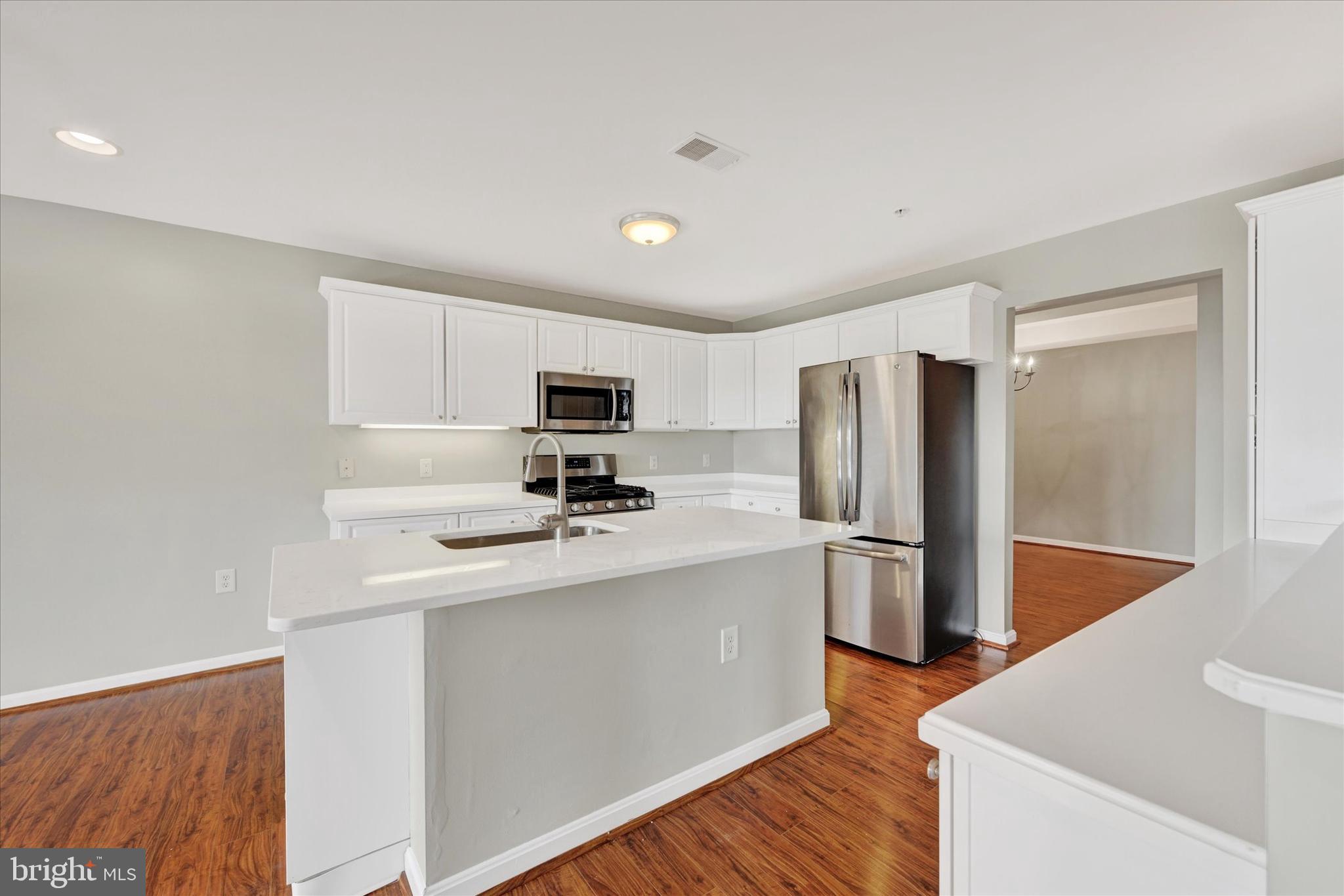 ROUNDWOOD RIDGE - Residential