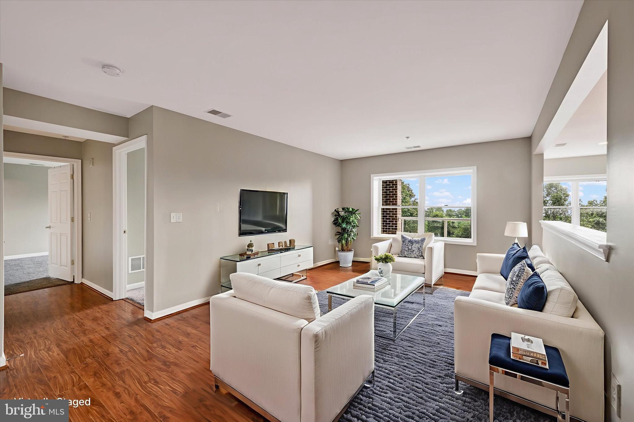 ROUNDWOOD RIDGE - Residential