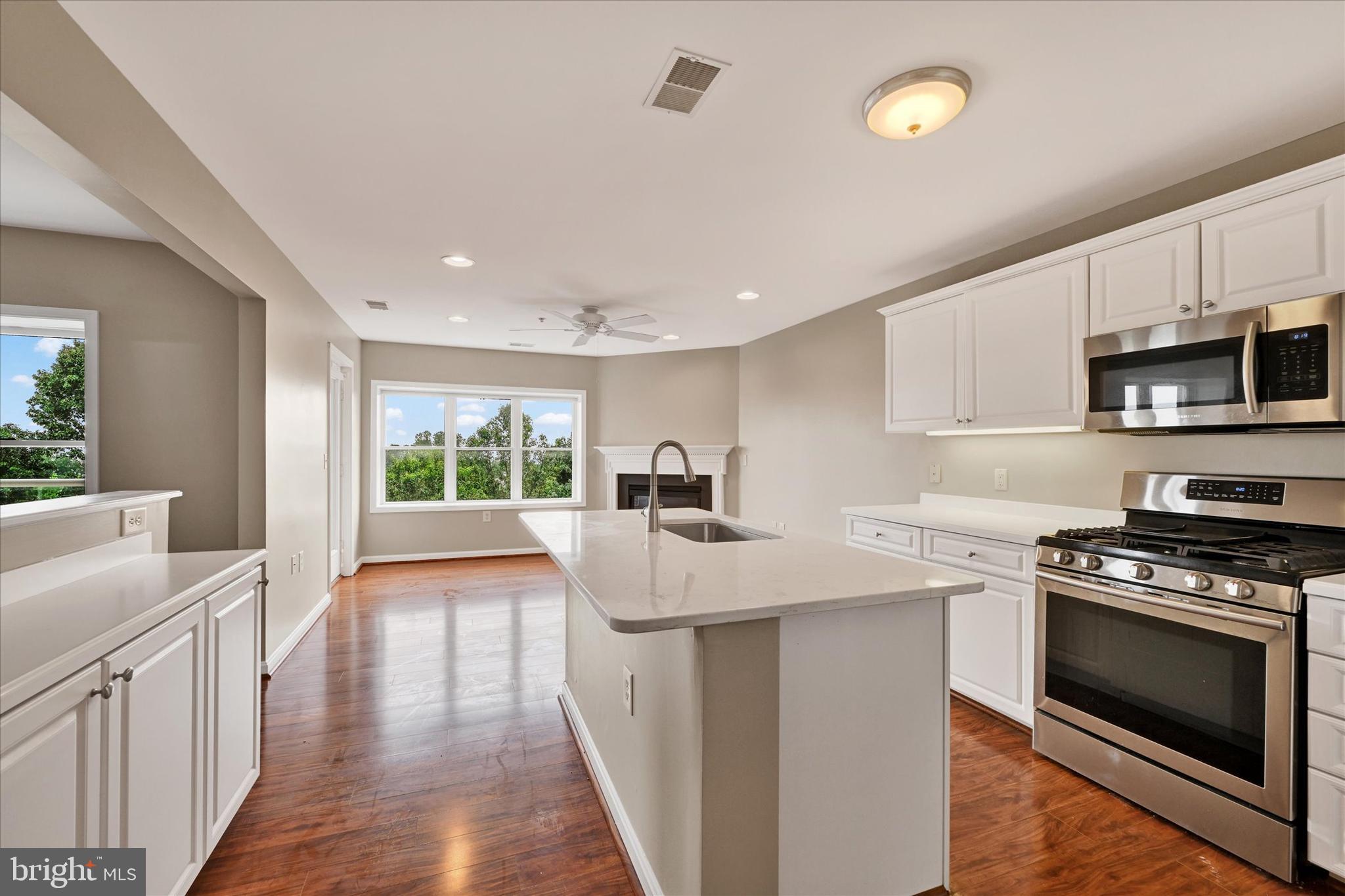 ROUNDWOOD RIDGE - Residential