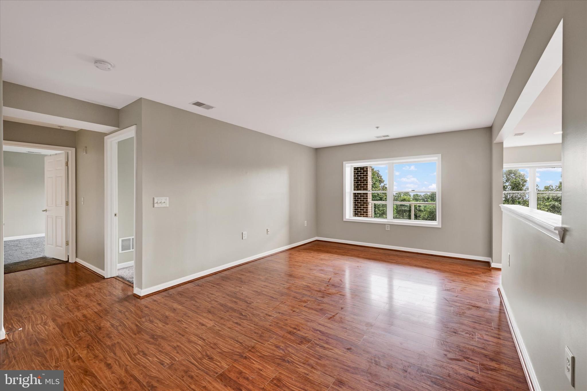 ROUNDWOOD RIDGE - Residential