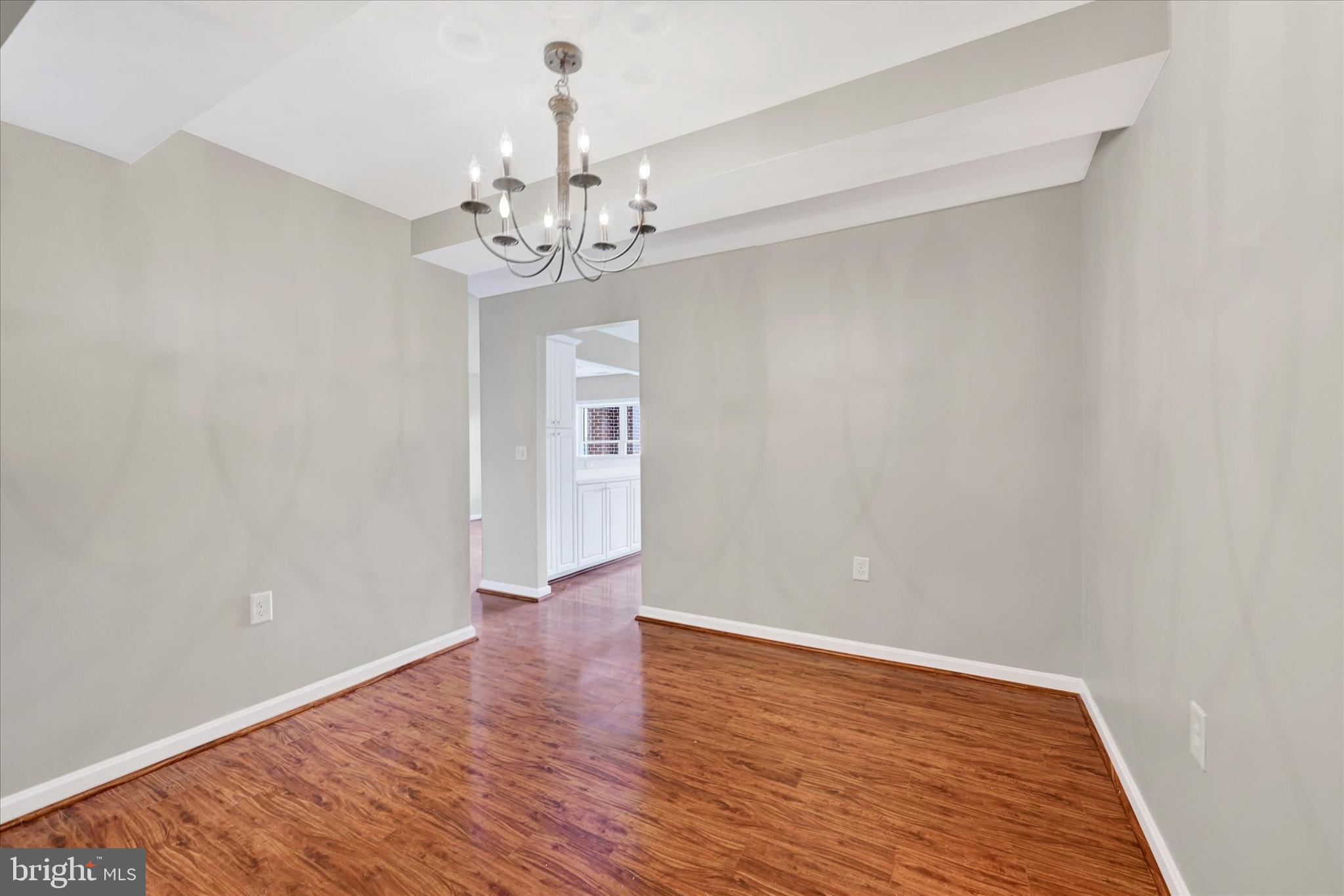 ROUNDWOOD RIDGE - Residential