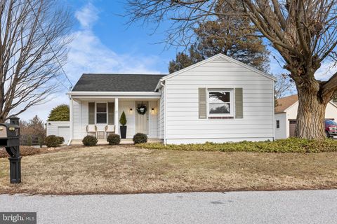 Photo of 11 Batt Avenue, WILLOW STREET, PA 17584 (MLS # PALA2064126)