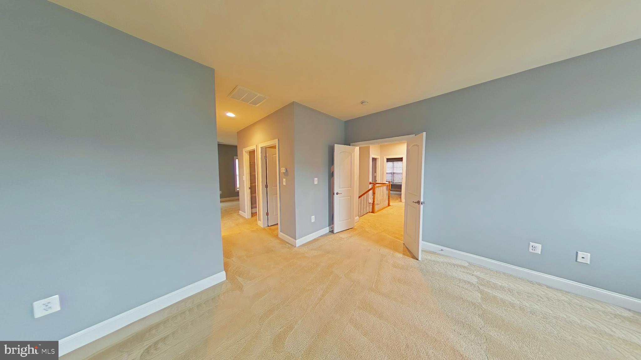 PORT POTOMAC - Residential