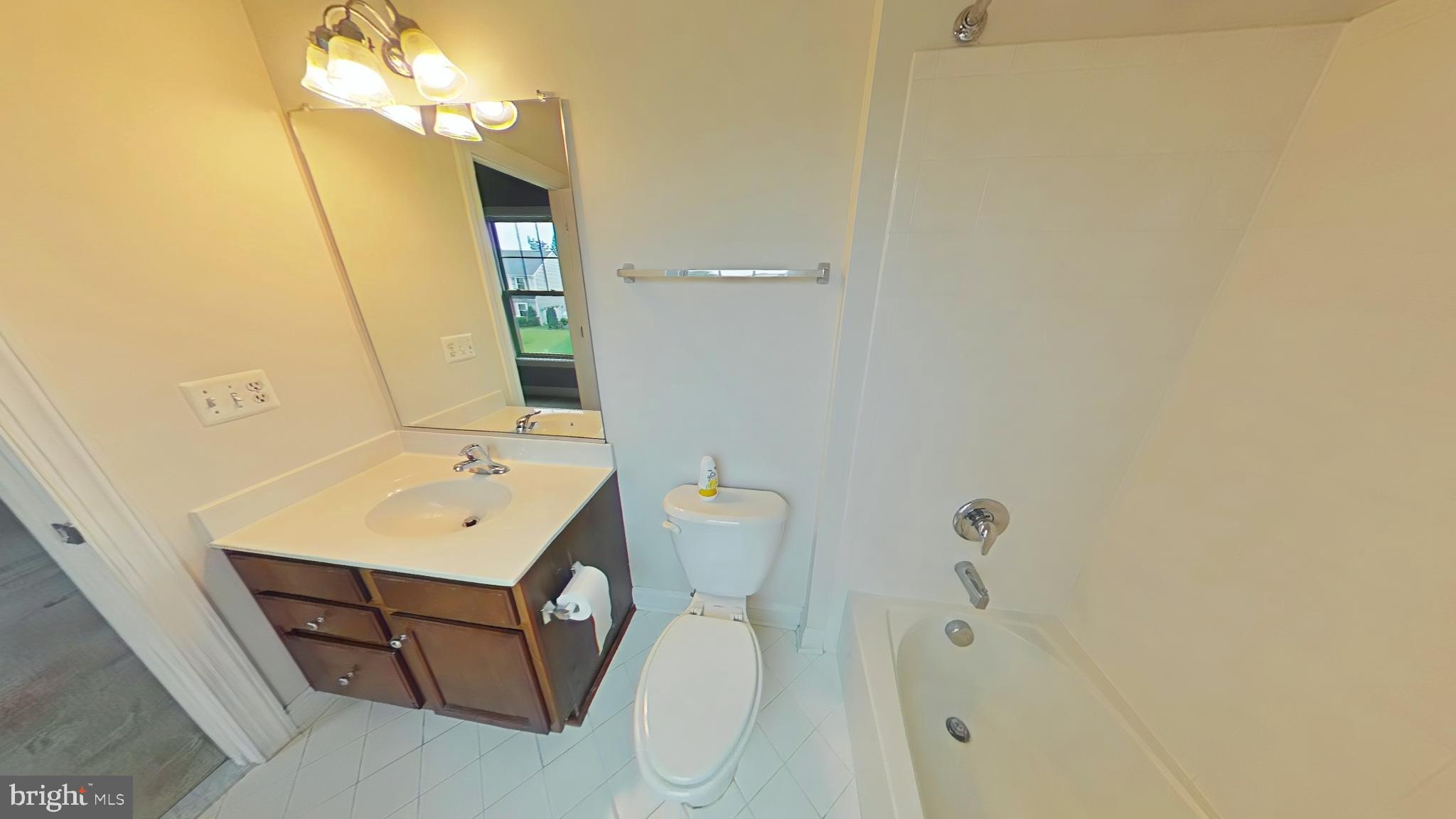 PORT POTOMAC - Residential