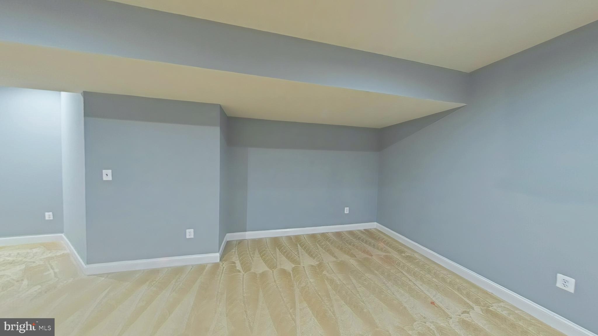 PORT POTOMAC - Residential