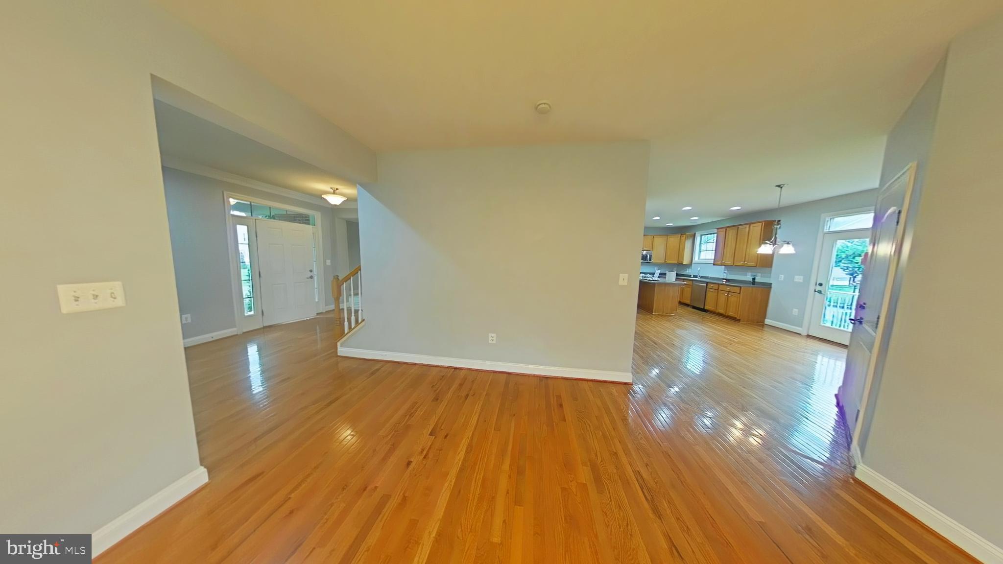 PORT POTOMAC - Residential