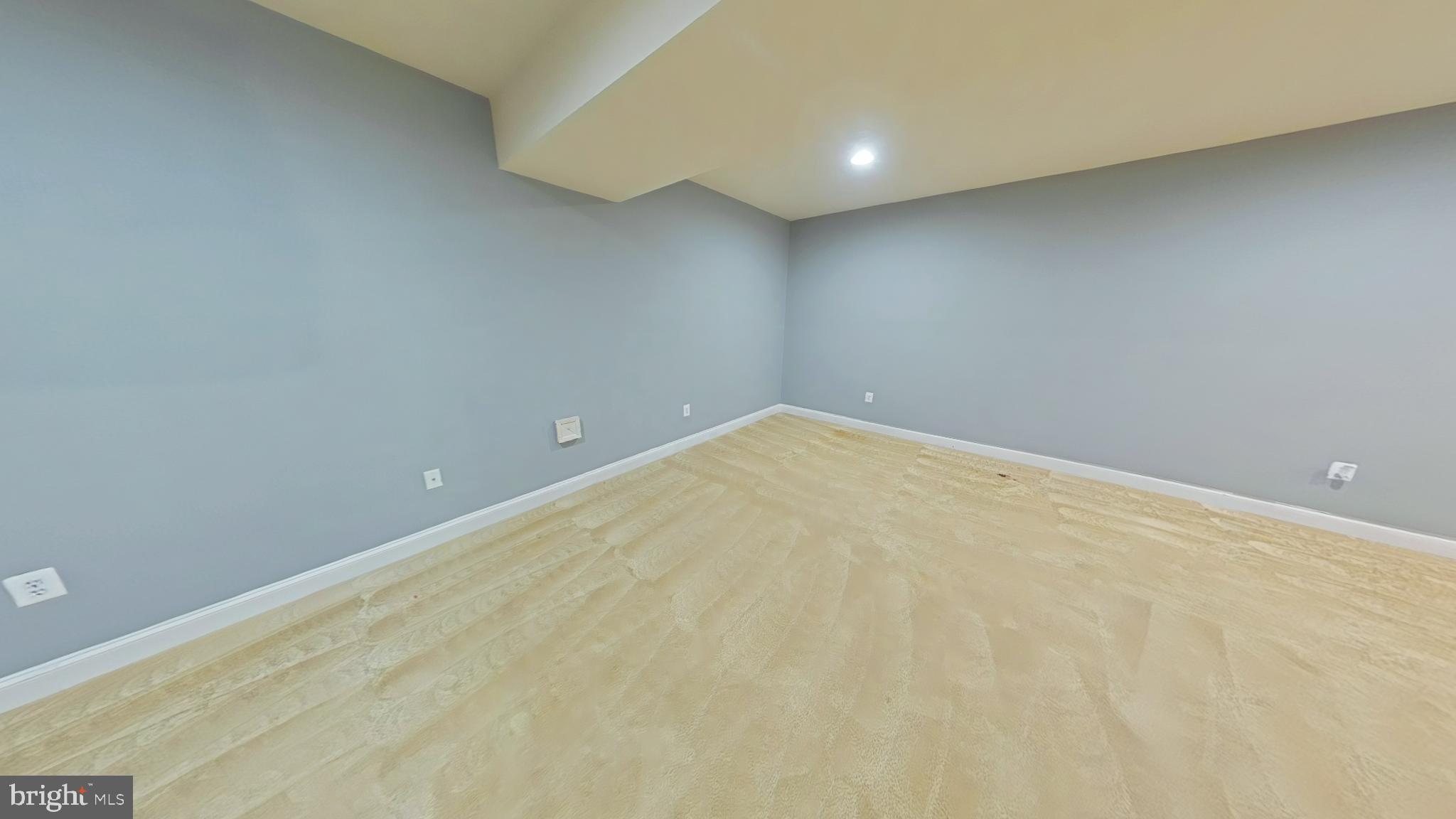 PORT POTOMAC - Residential