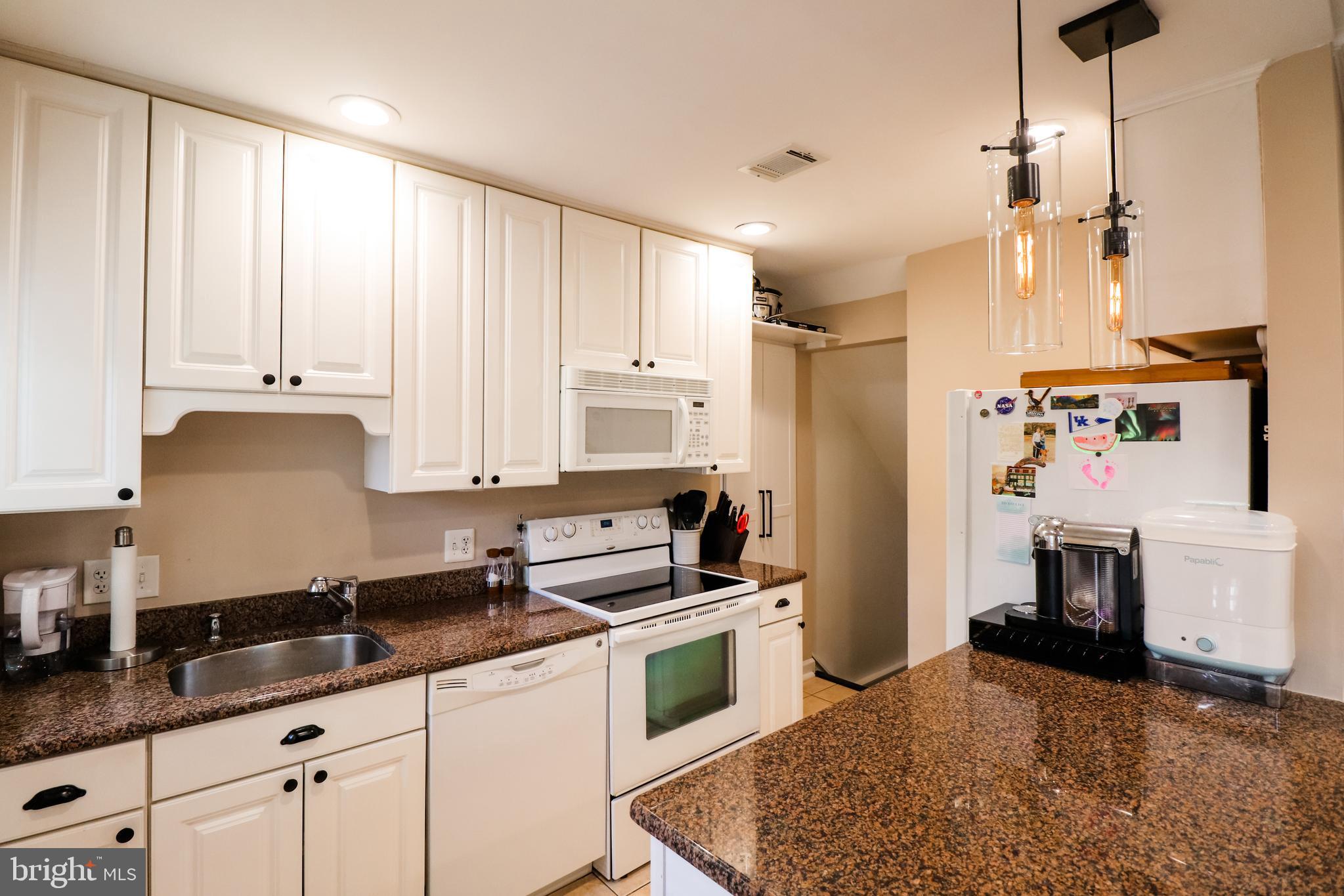 FAIRLINGTON ARBORS - Residential Lease