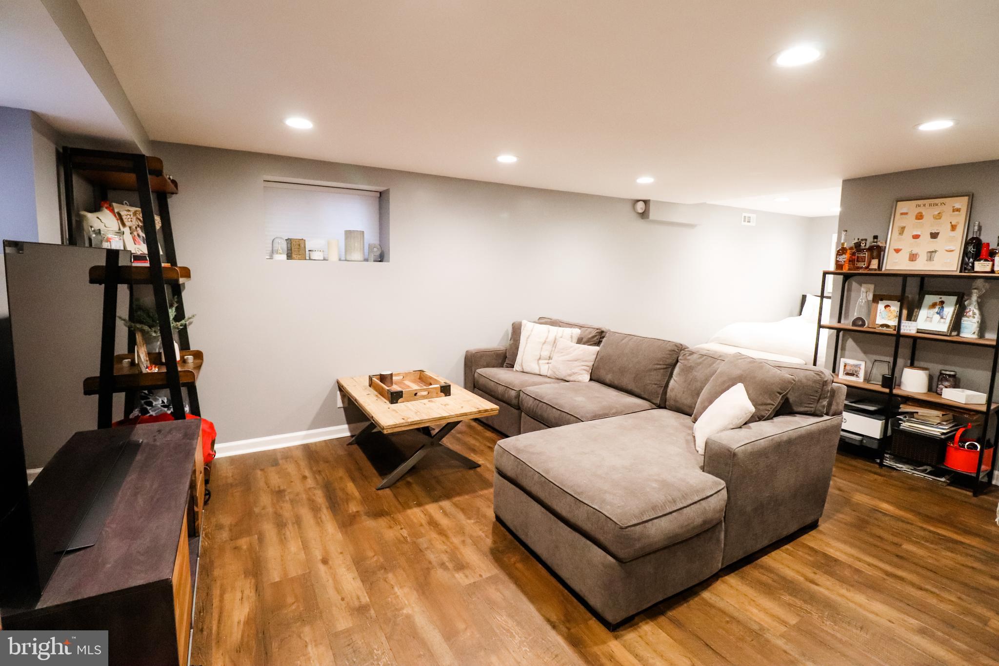 FAIRLINGTON ARBORS - Residential Lease