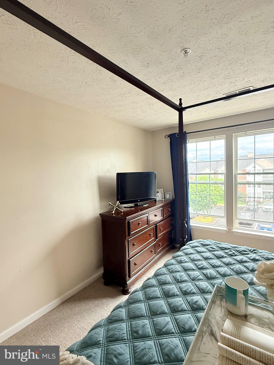 PINEY ORCHARD - Residential