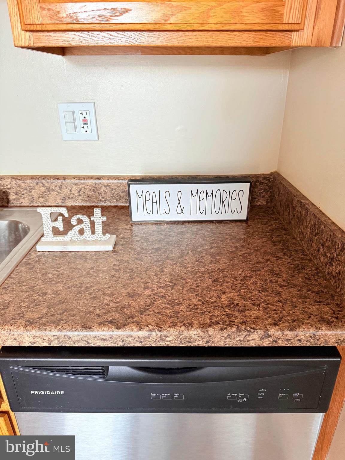 PINEY ORCHARD - Residential