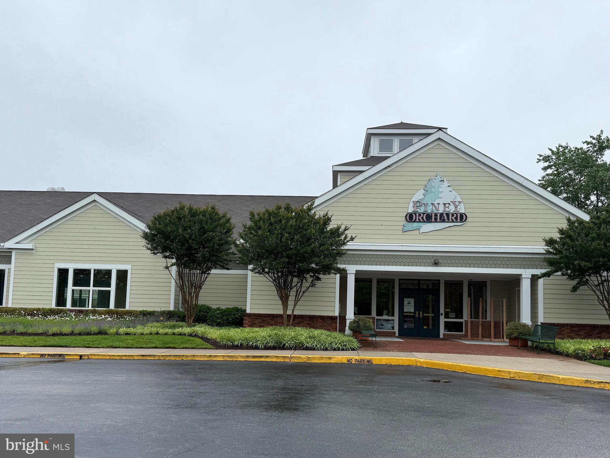 PINEY ORCHARD - Residential