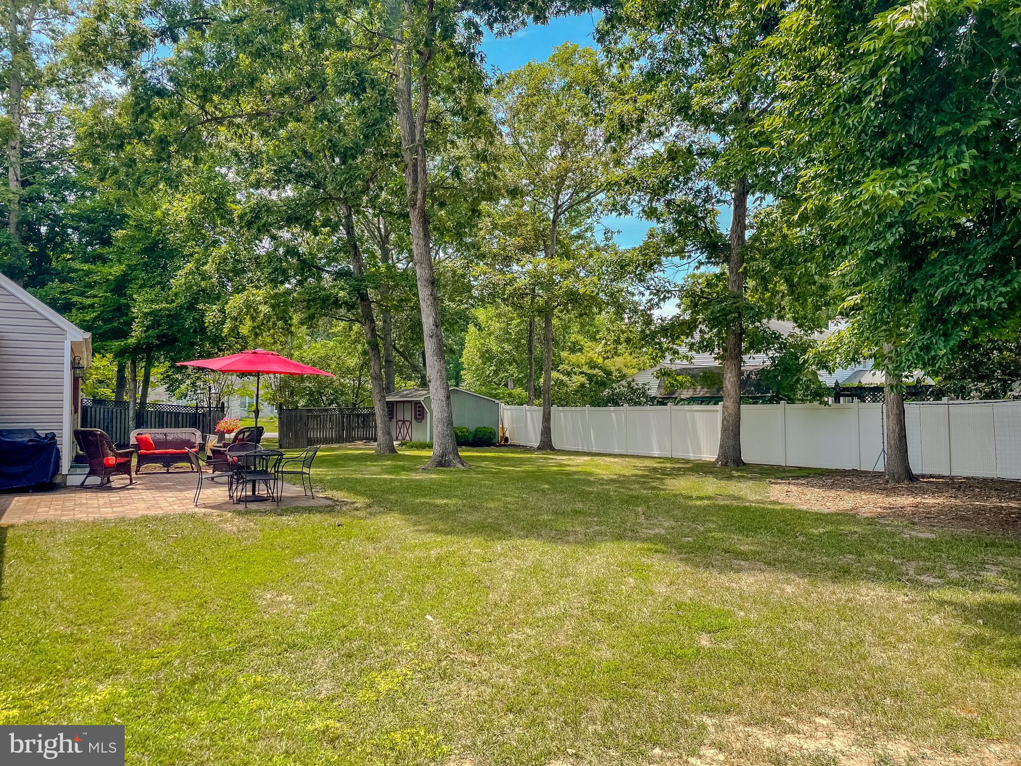 207 PERSIMMON COURT