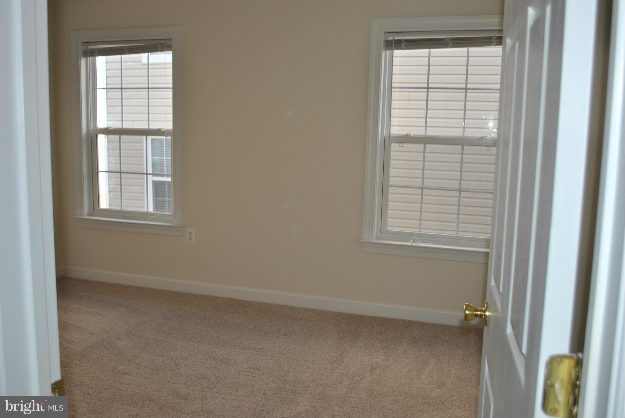 COPPERMINE CROSSING - Residential Lease