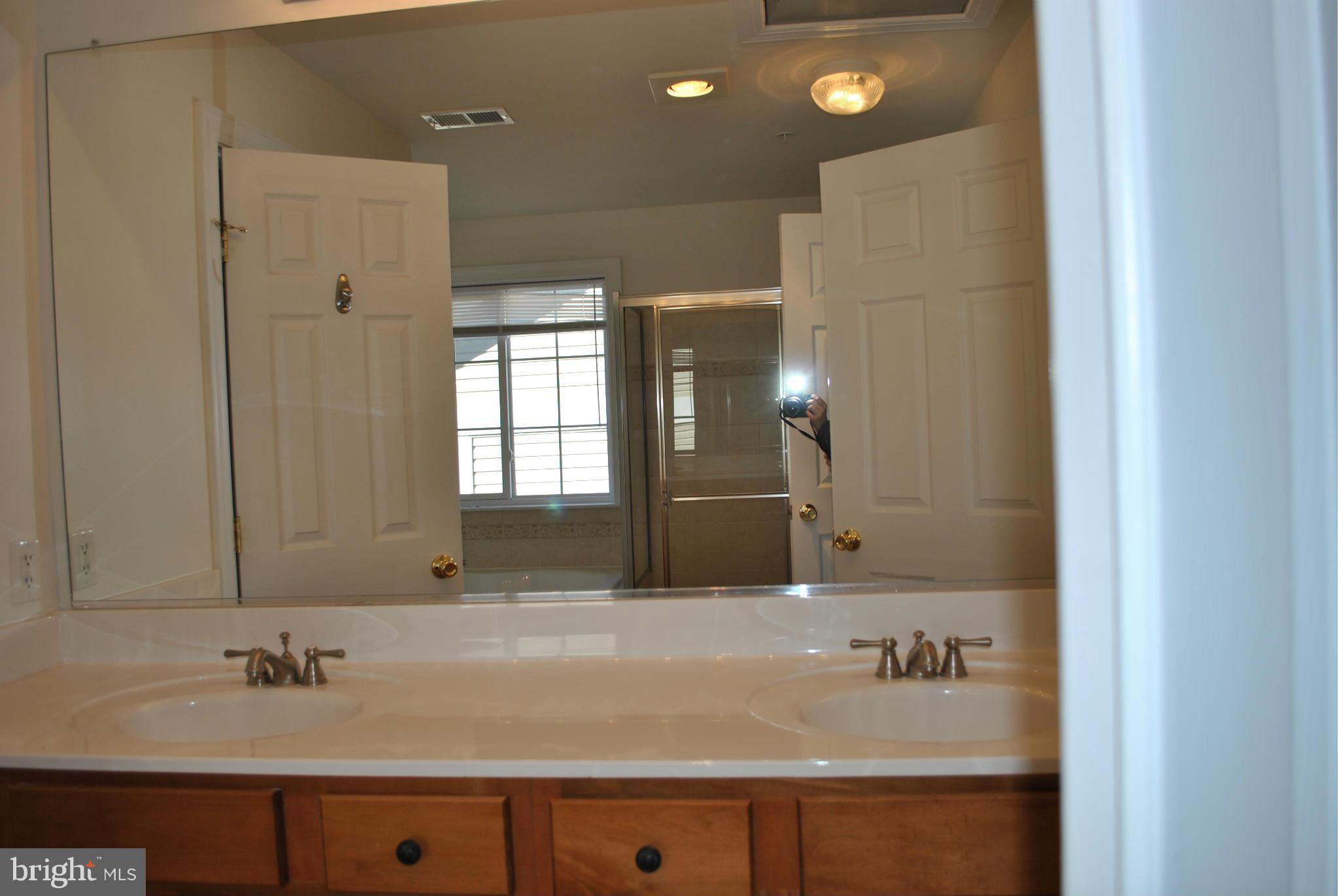 COPPERMINE CROSSING - Residential Lease