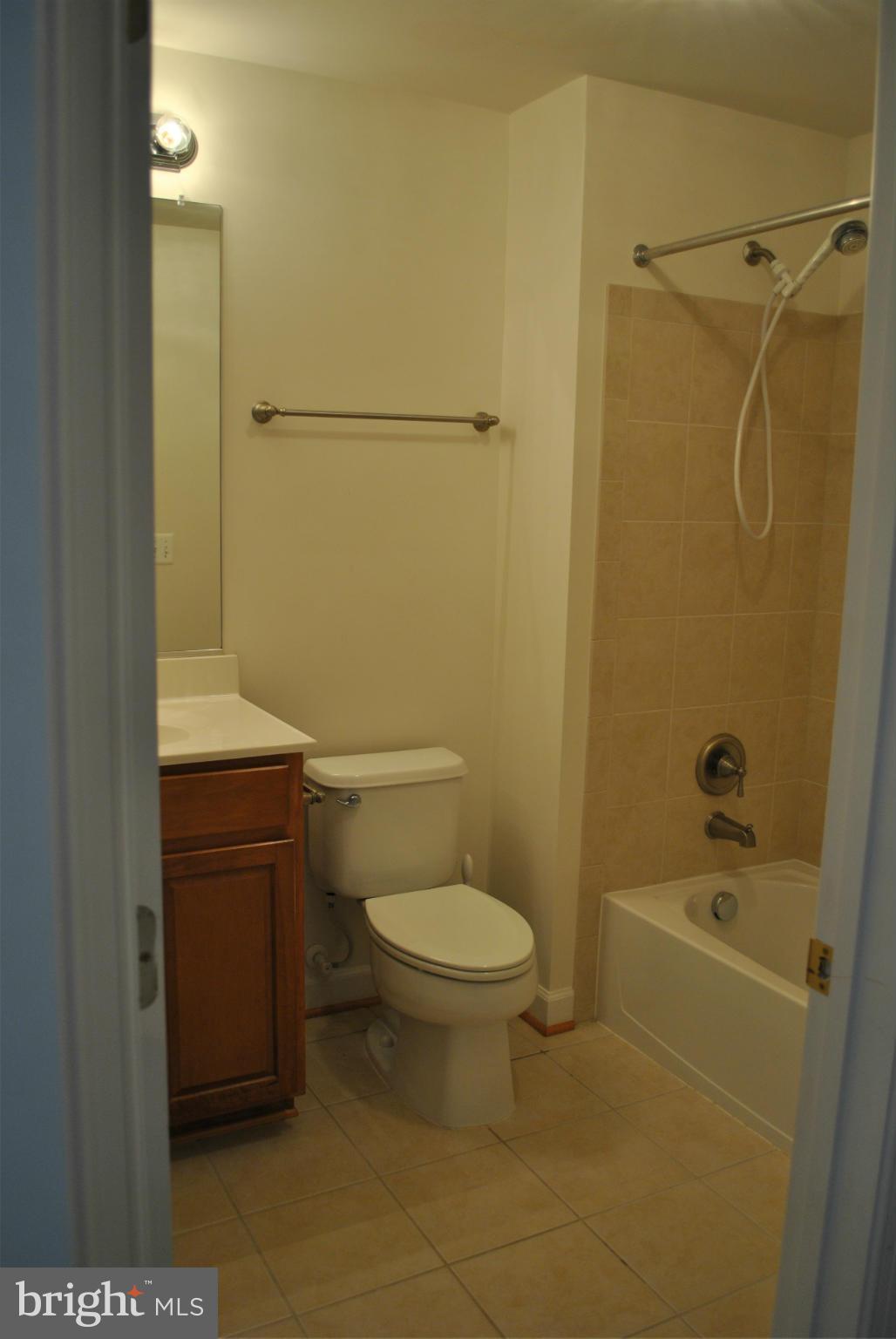 COPPERMINE CROSSING - Residential Lease