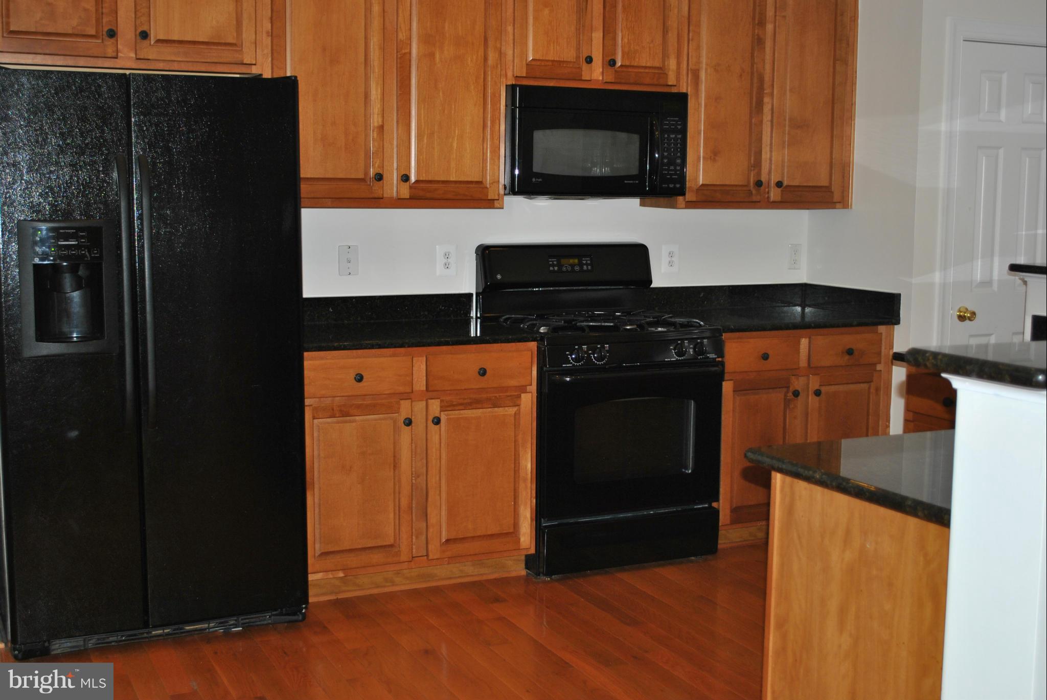 COPPERMINE CROSSING - Residential Lease