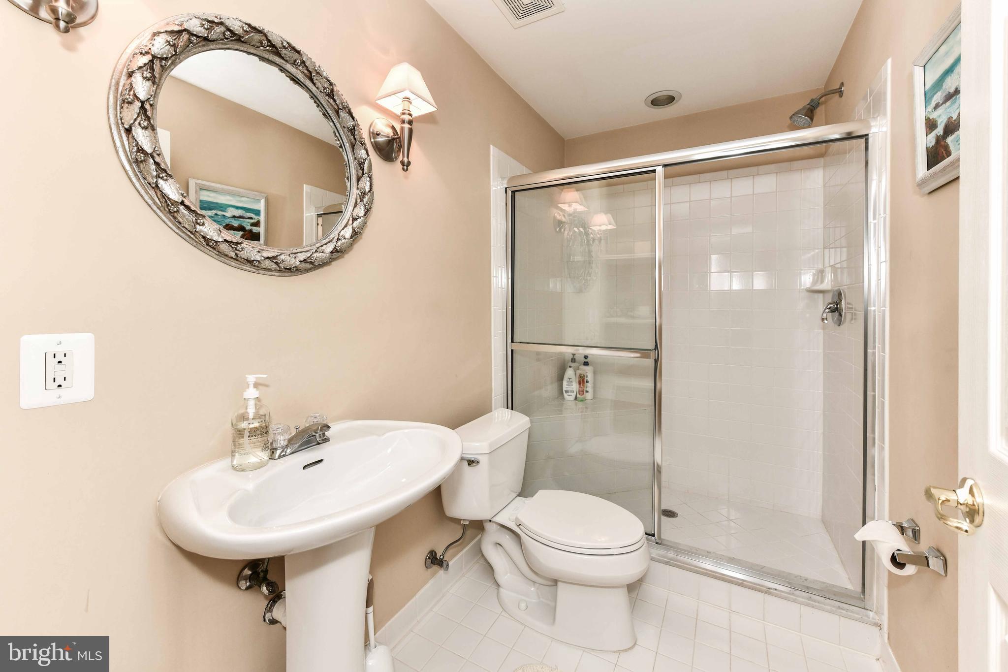 LAMBIANCE OF MCLEAN - Residential Lease