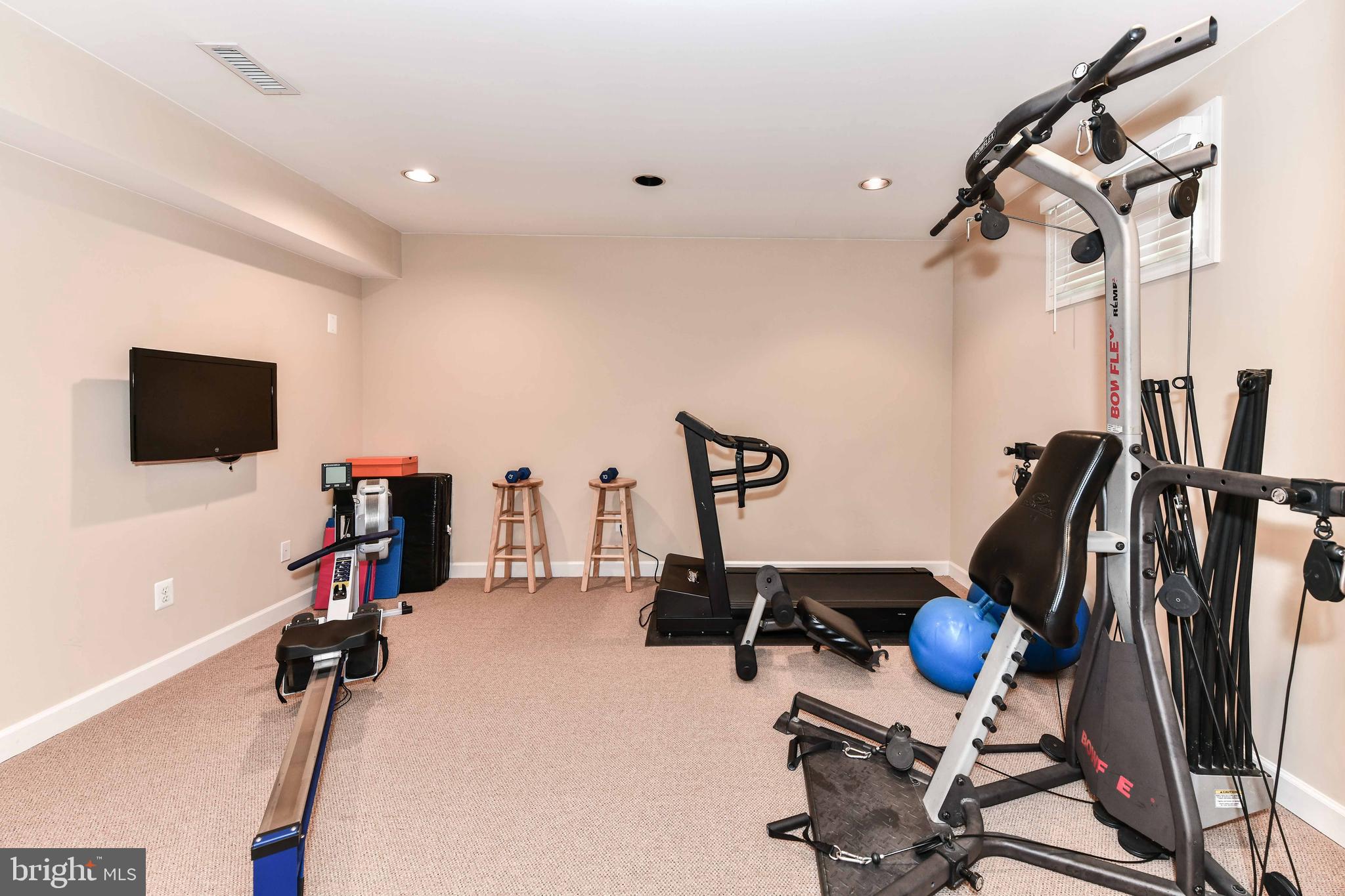 LAMBIANCE OF MCLEAN - Residential Lease