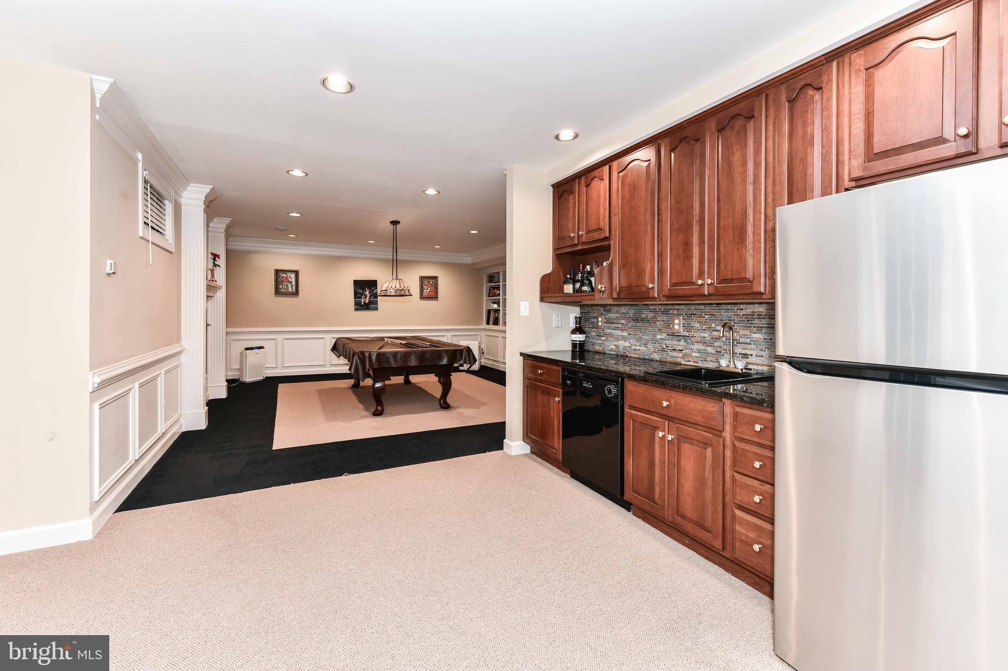 LAMBIANCE OF MCLEAN - Residential Lease