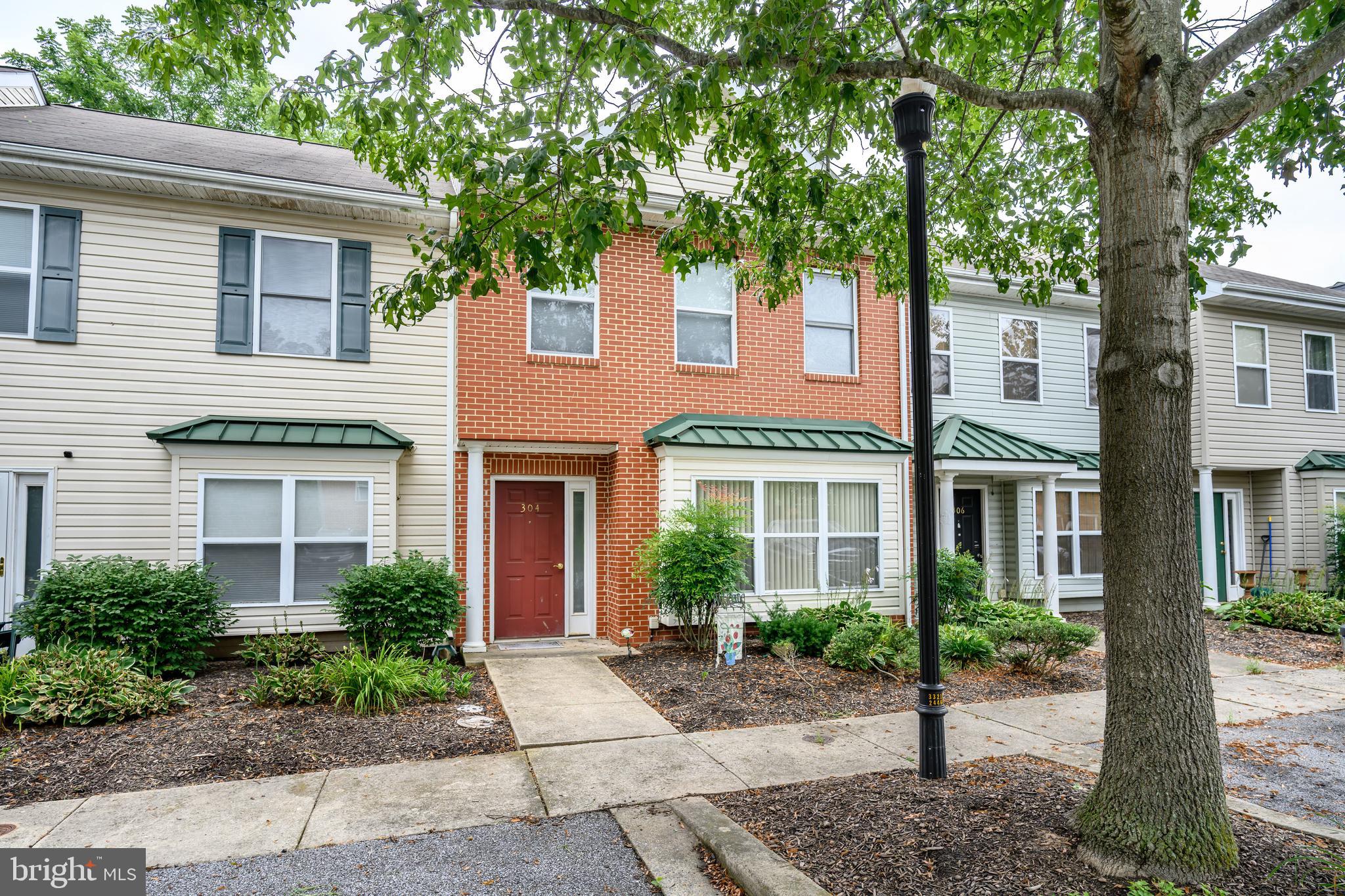 304 HILLTOP LANE