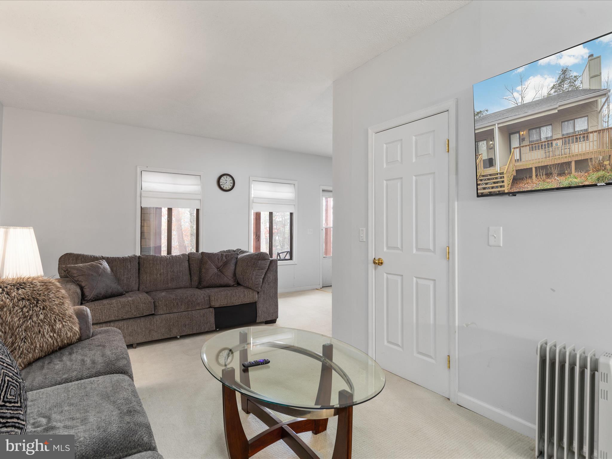 LAKEVIEW PEDESTAL HOMES - Residential