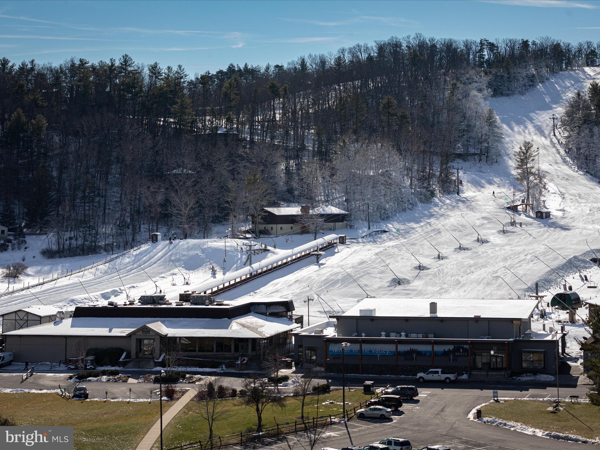 LAKEVIEW PEDESTAL HOMES - Residential