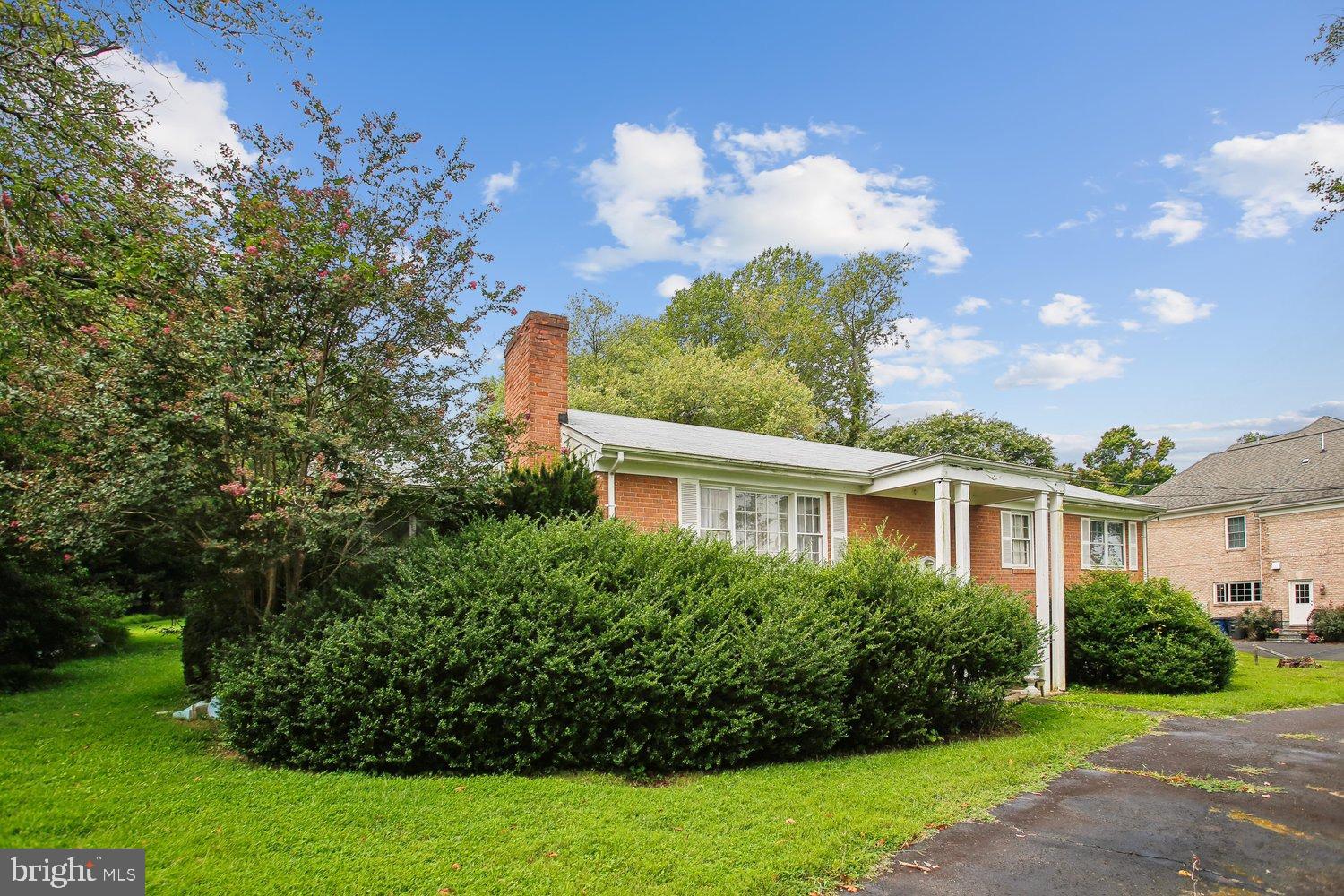 2810 HILL ROAD