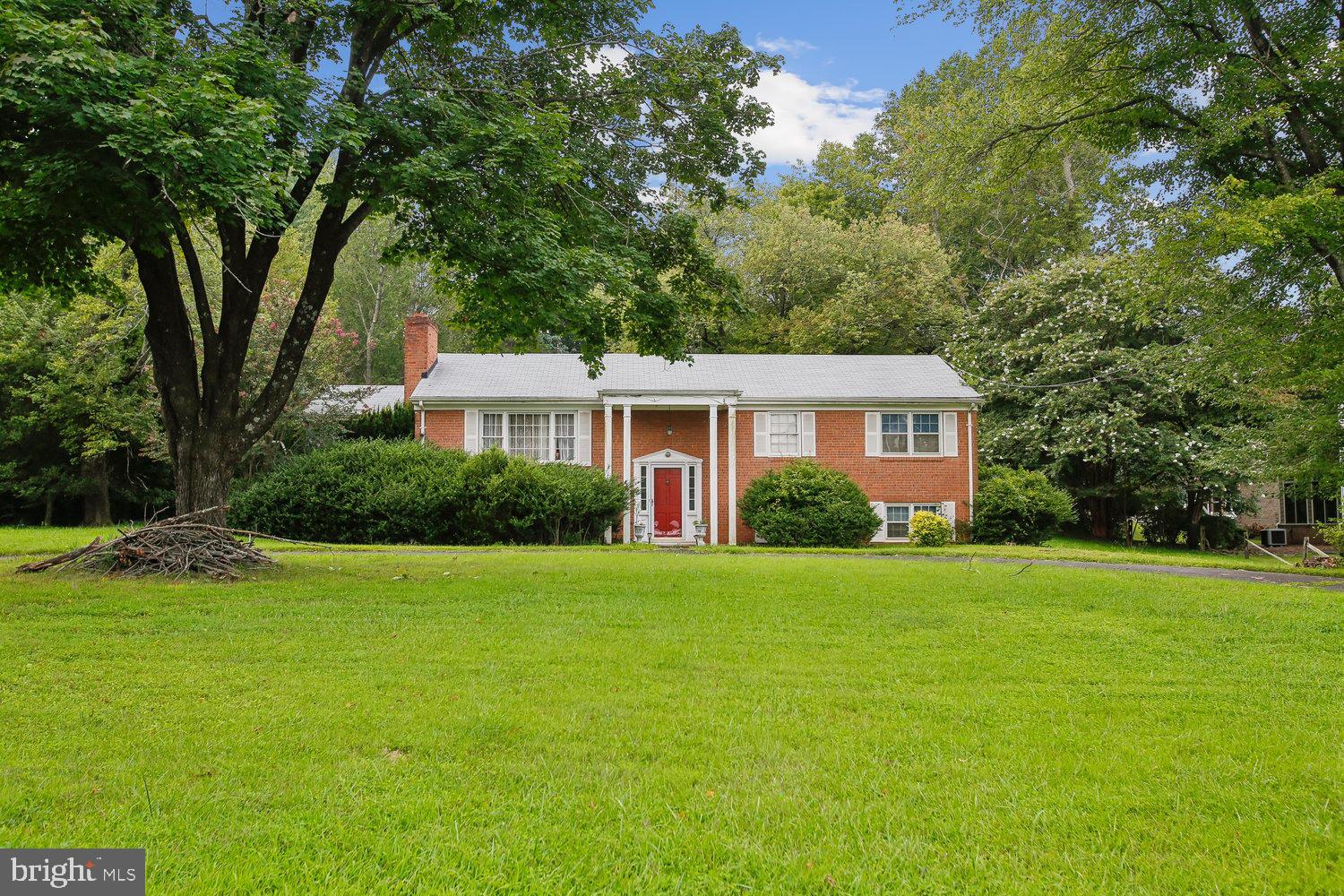 2810 HILL ROAD
