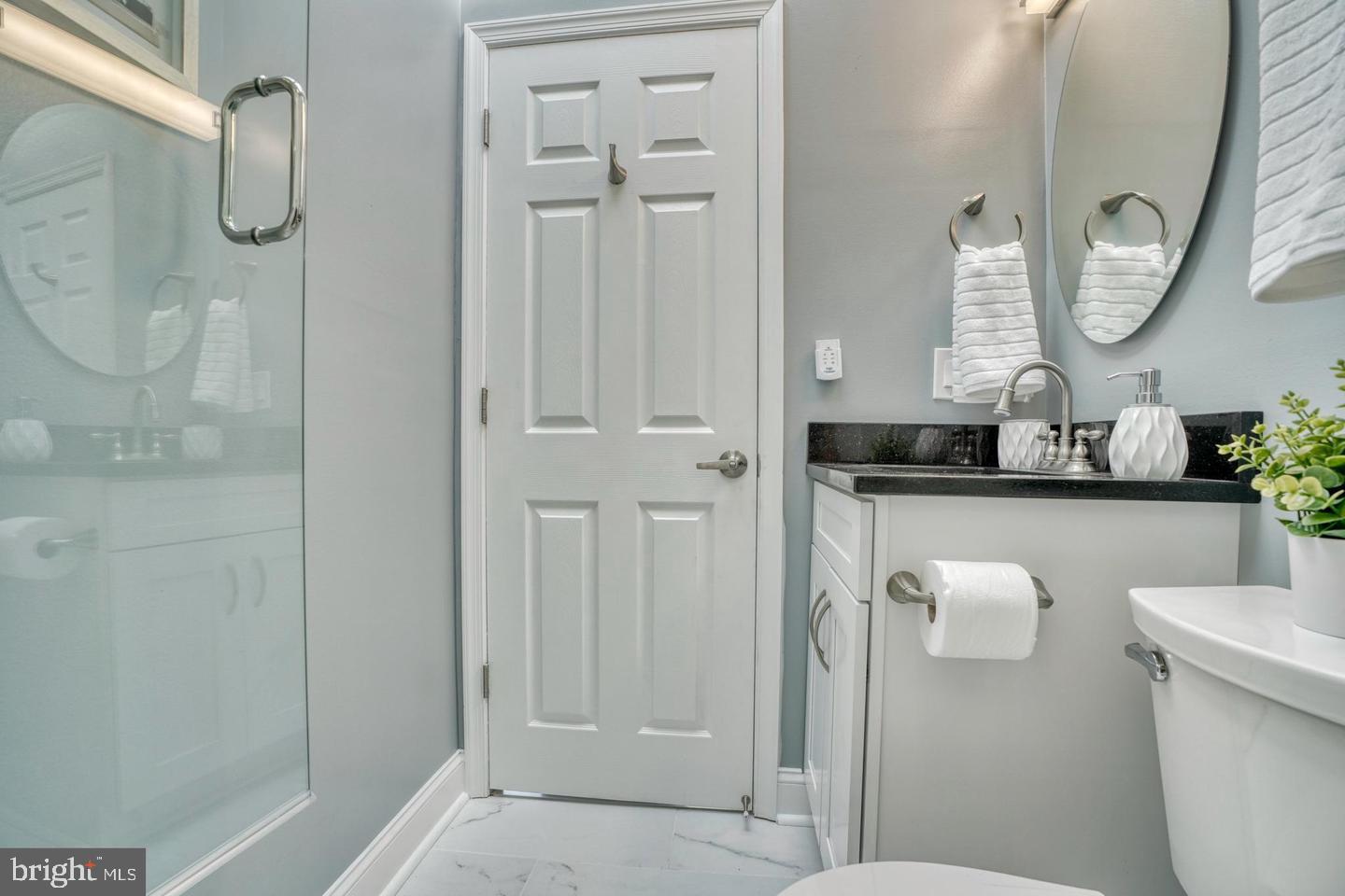BALTIMORE HIGHLANDS - Residential Lease
