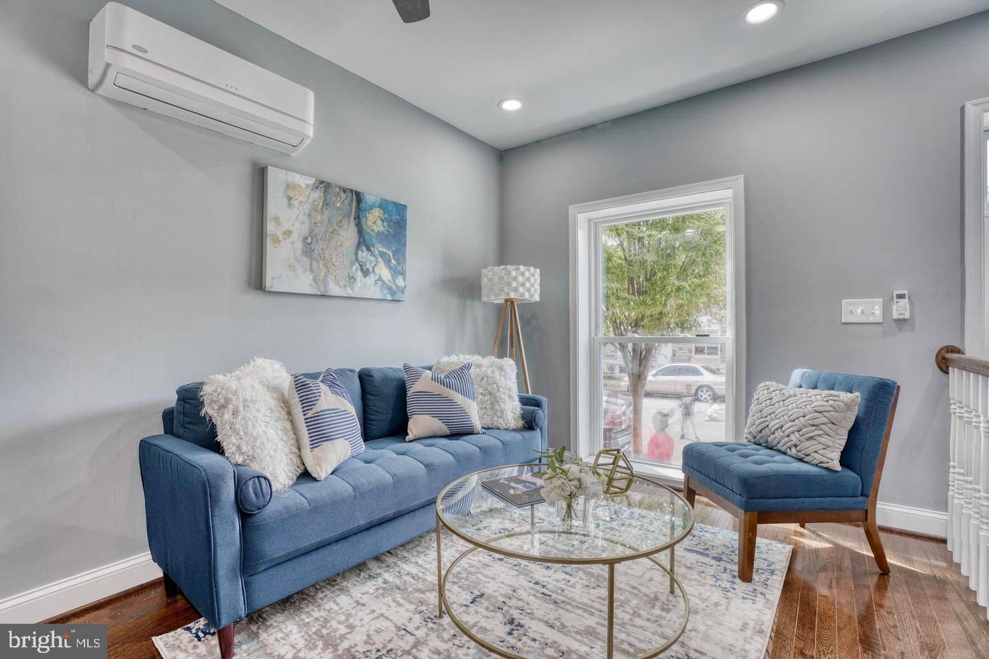 BALTIMORE HIGHLANDS - Residential Lease