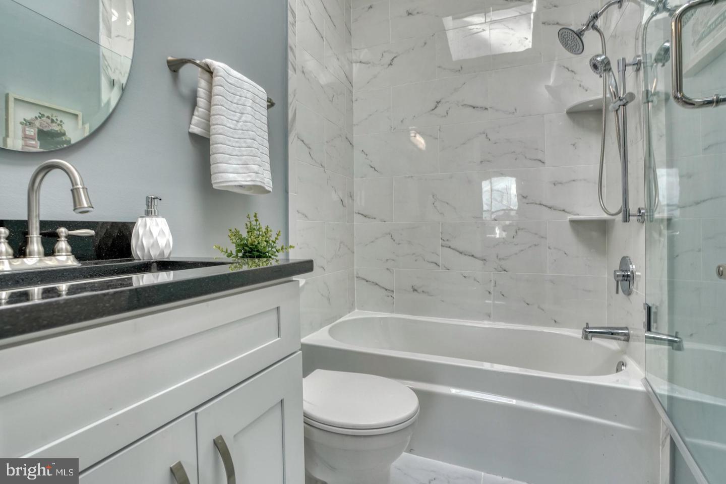 BALTIMORE HIGHLANDS - Residential Lease