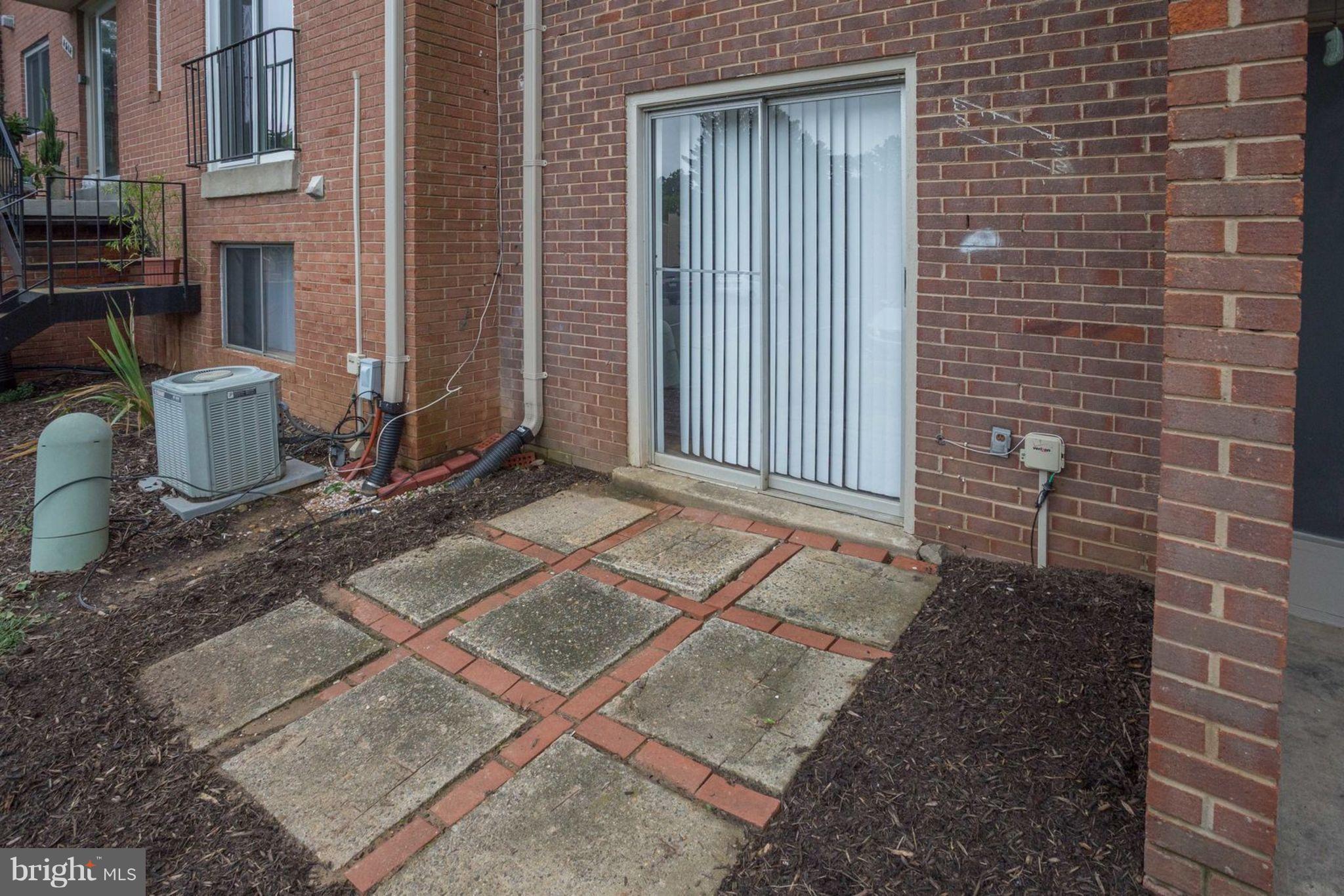 TERRACE TOWNE HOMES OF WOODLAWN - Residential