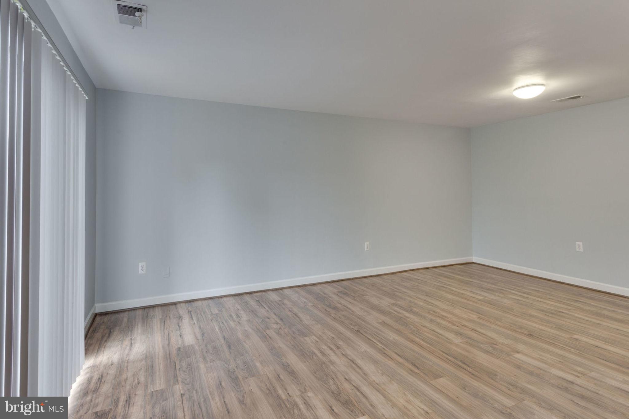 TERRACE TOWNE HOMES OF WOODLAWN - Residential