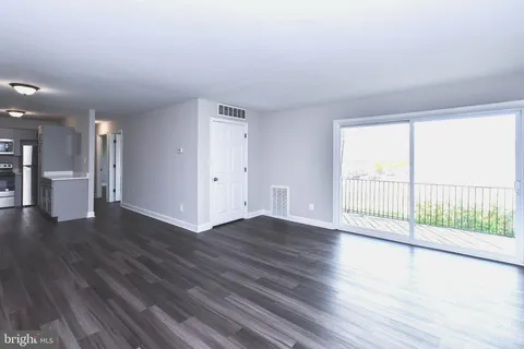 1001 Marcy Avenue Unit A202, Oxon Hill, MD MLS: MDPG2147706