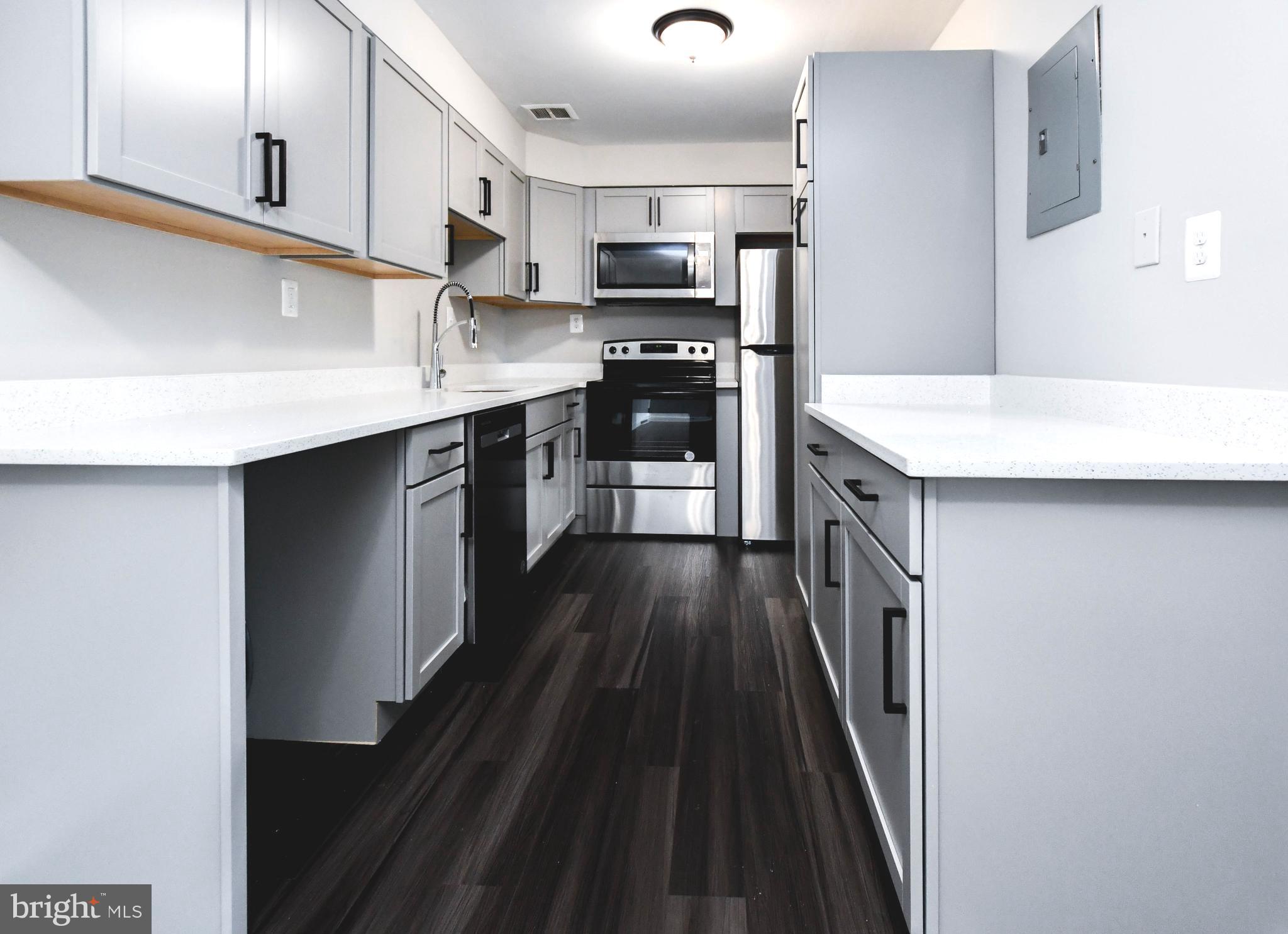 HARBOUR TERRACE - Residential