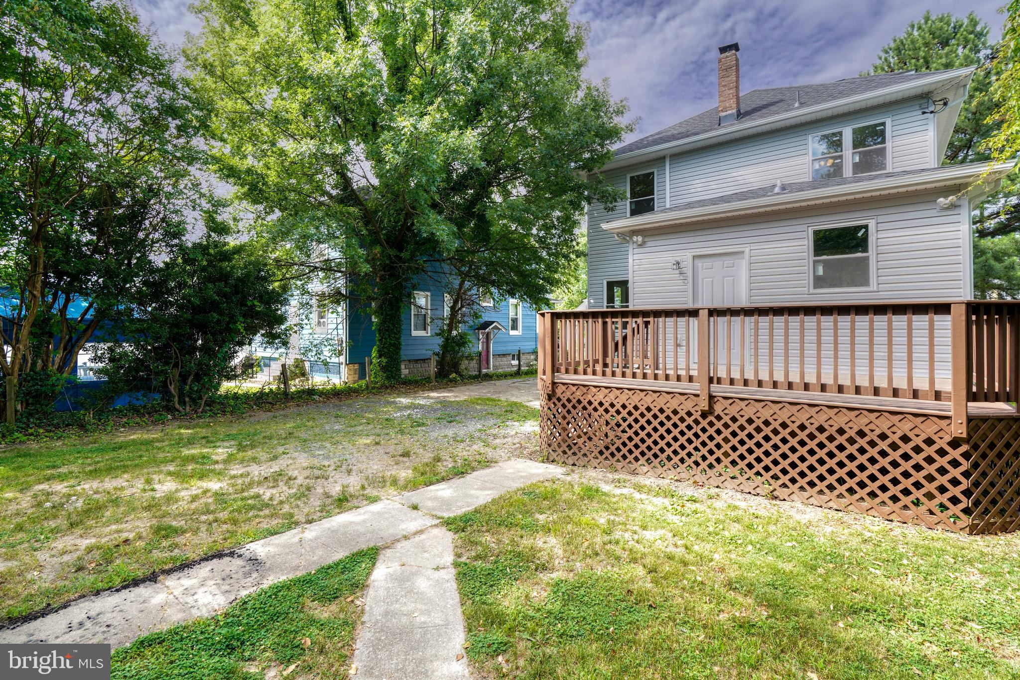 RIDGEWOOD - Residential
