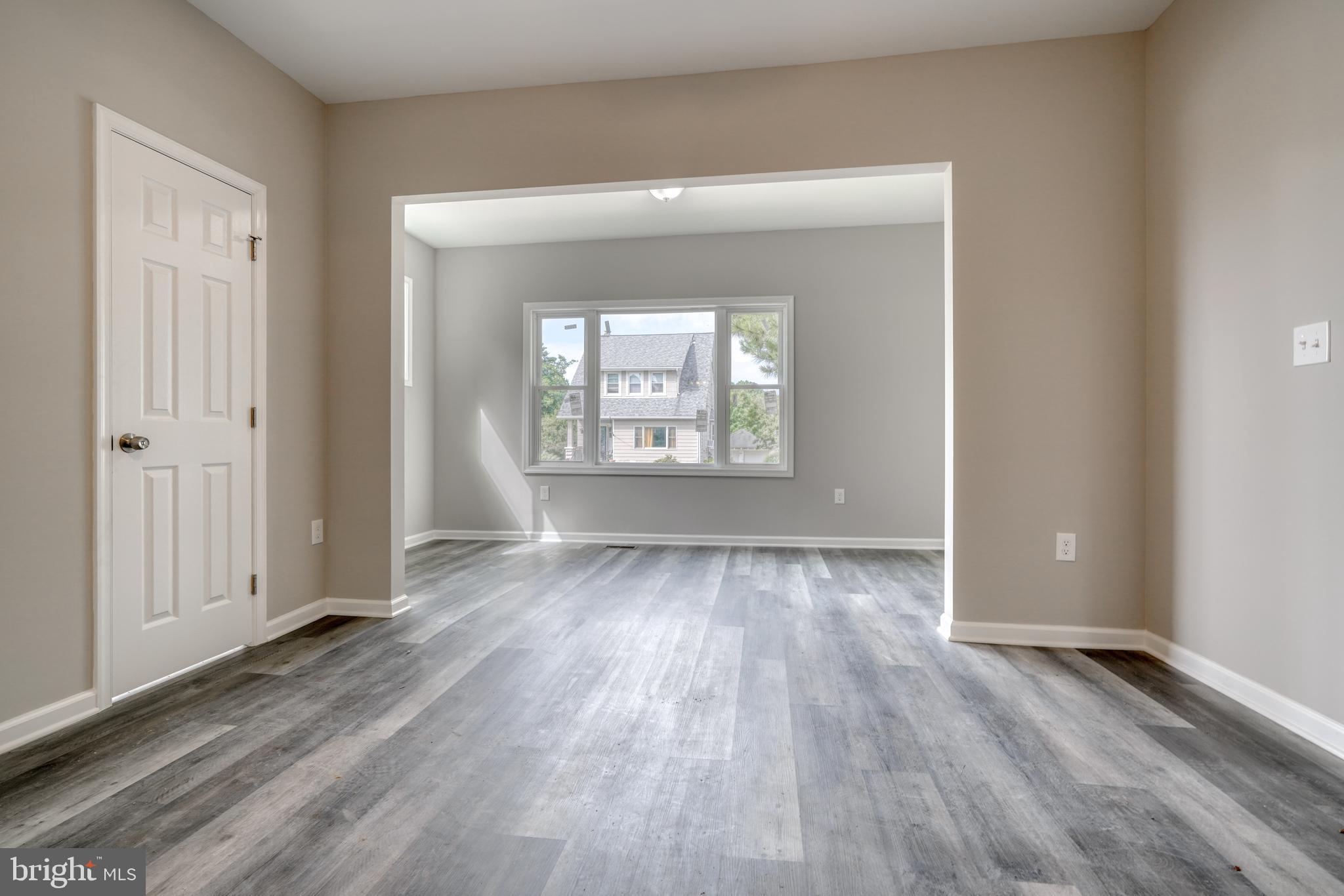 RIDGEWOOD - Residential