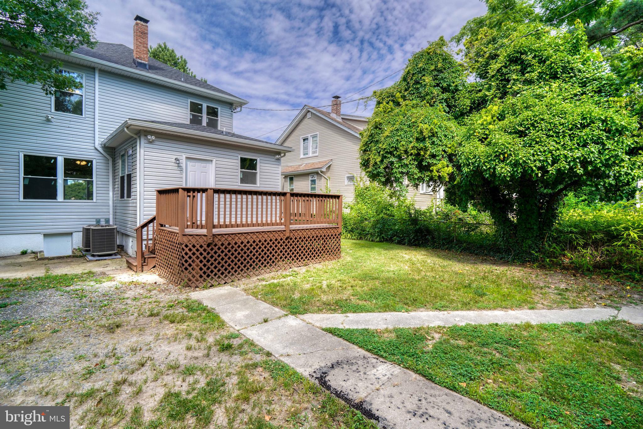 RIDGEWOOD - Residential