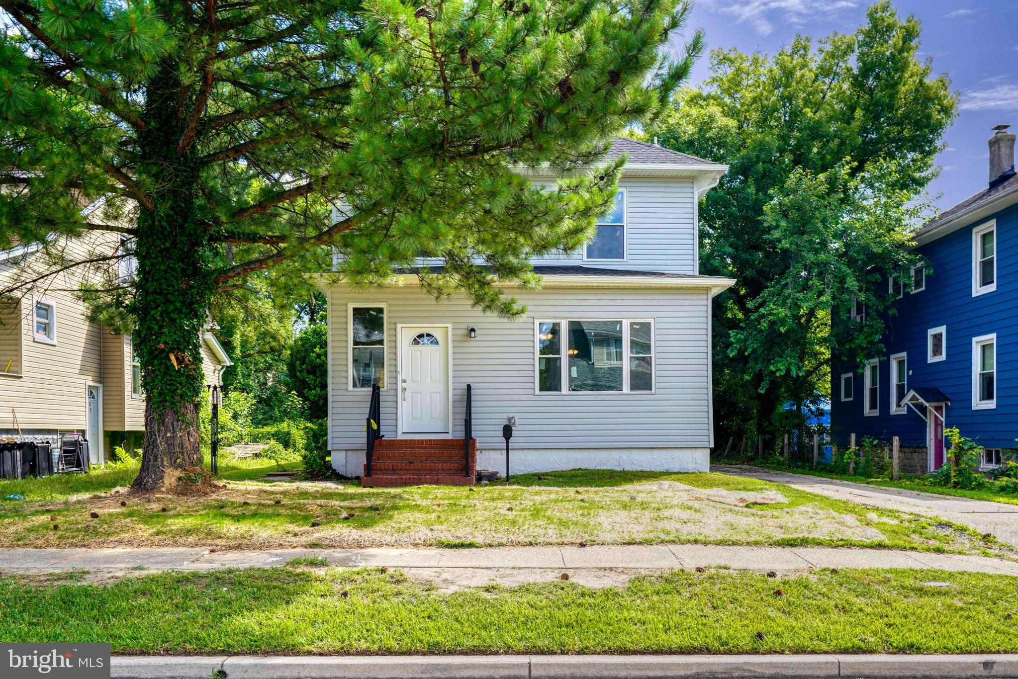 RIDGEWOOD - Residential
