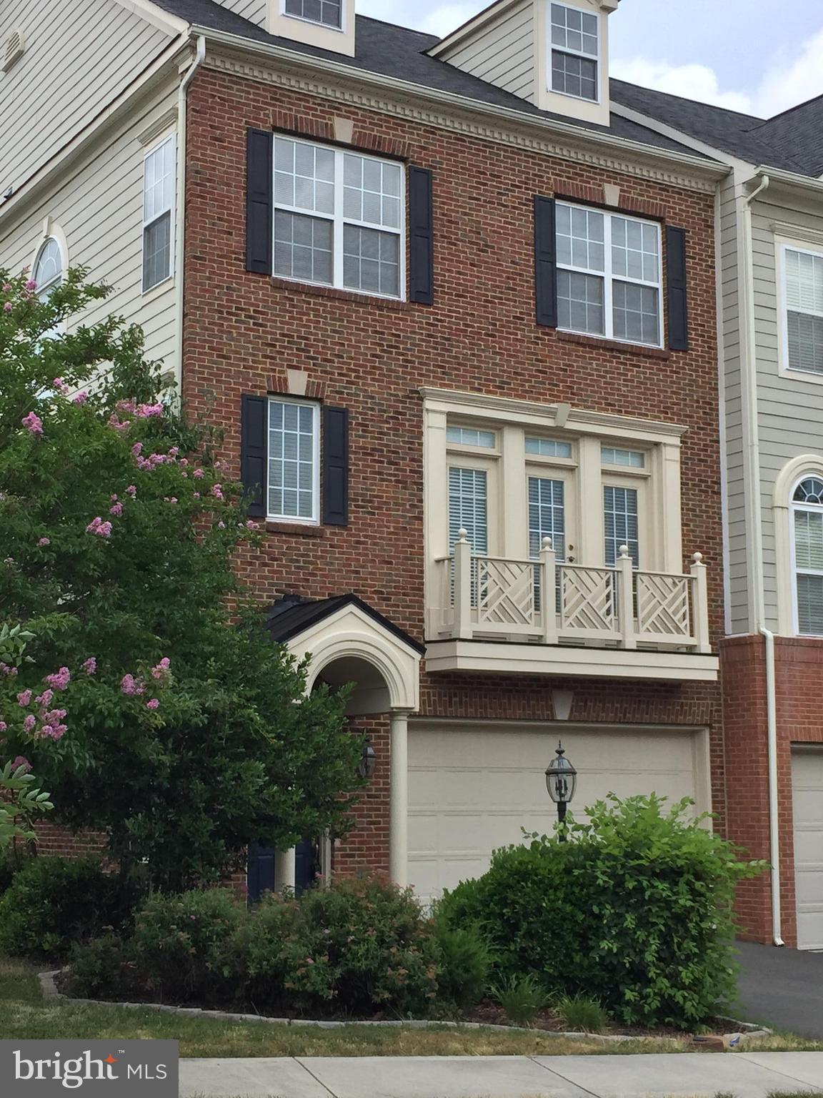 LANSDOWNE ON THE POTOMAC - Residential Lease