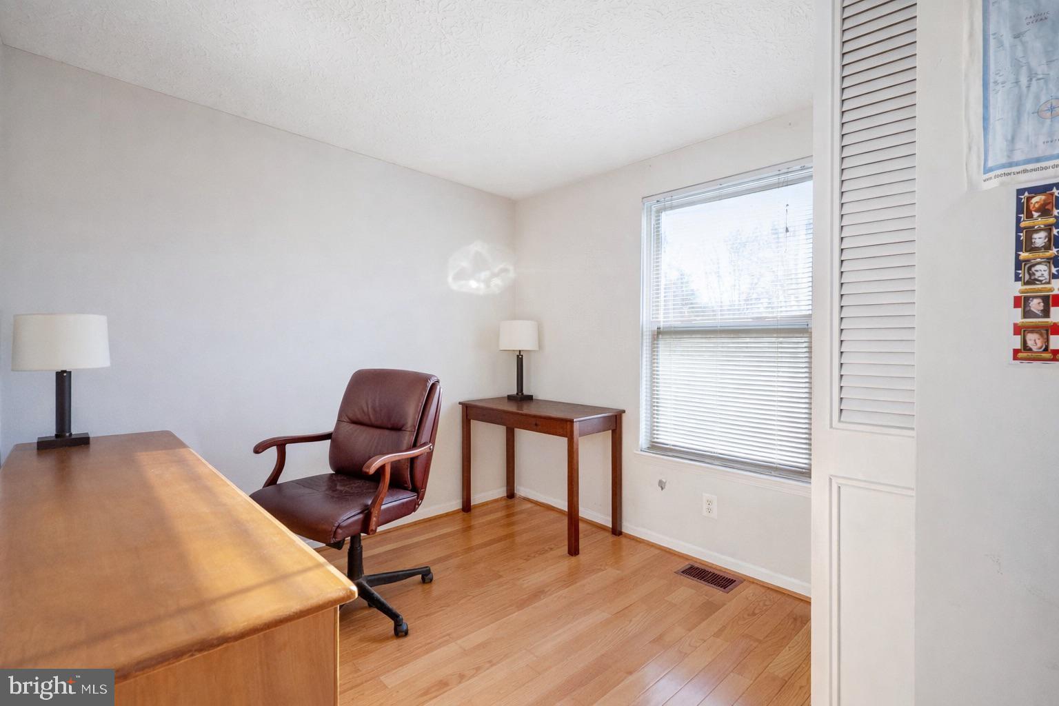 POHICK VILLAGE - Residential