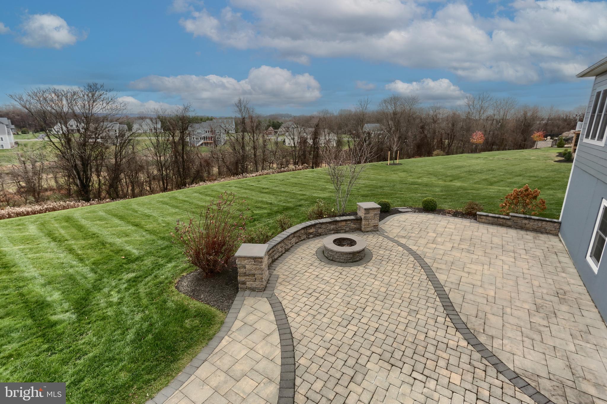 WILLOW CREEK FARMS - Residential