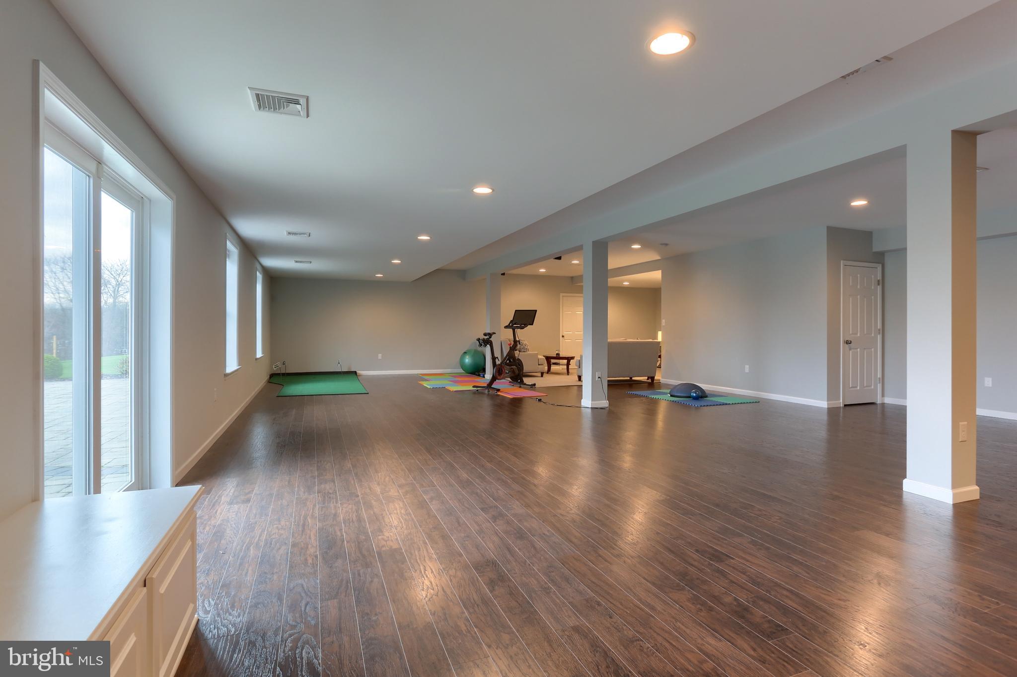 WILLOW CREEK FARMS - Residential