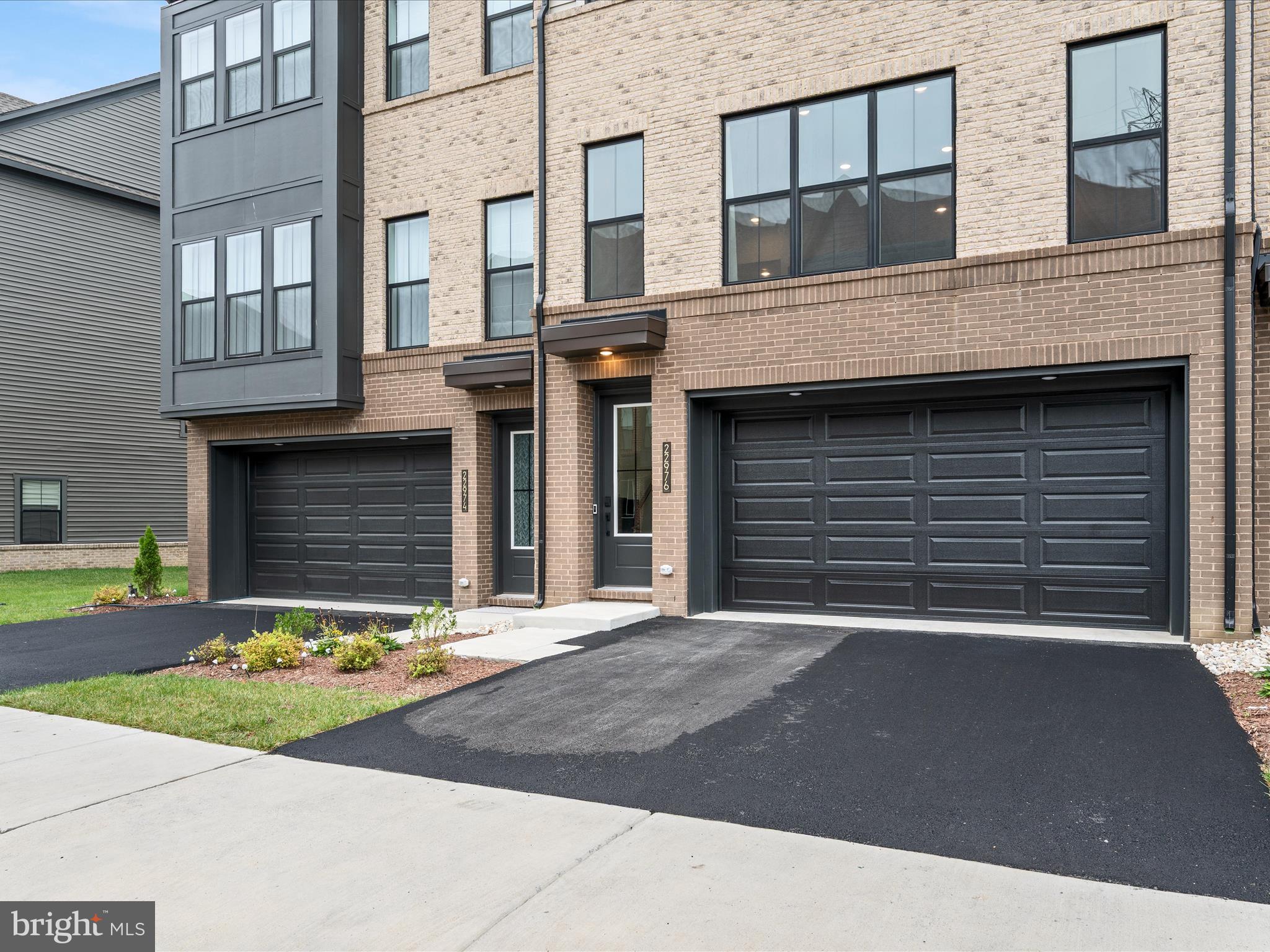 22976 COPPER TREE TERRACE