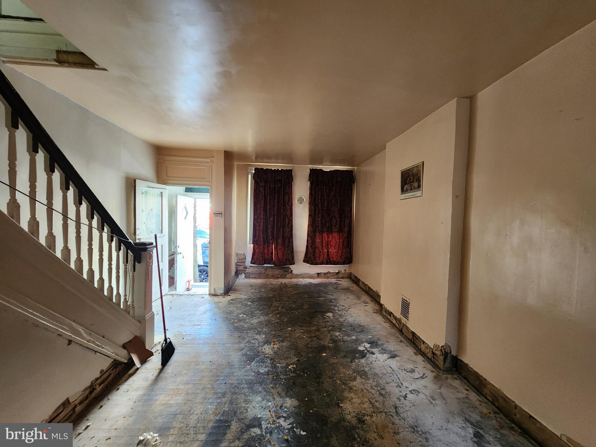 HARWOOD - Residential