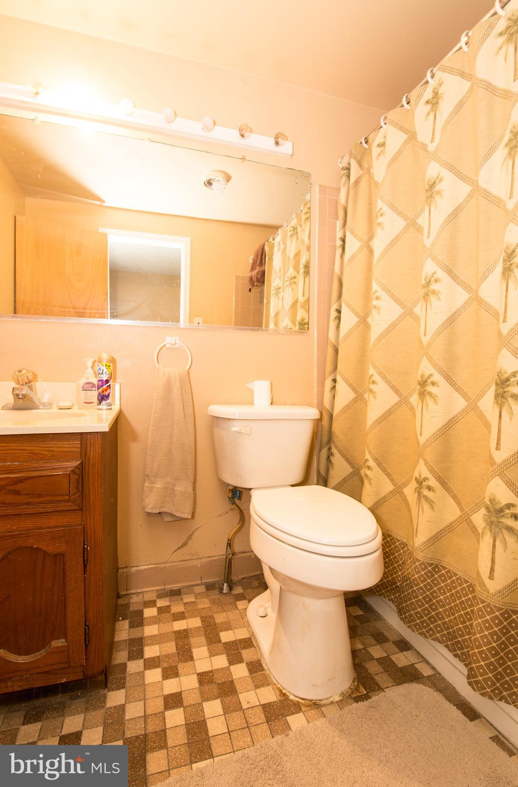 DICKINSON NARROWS - Residential