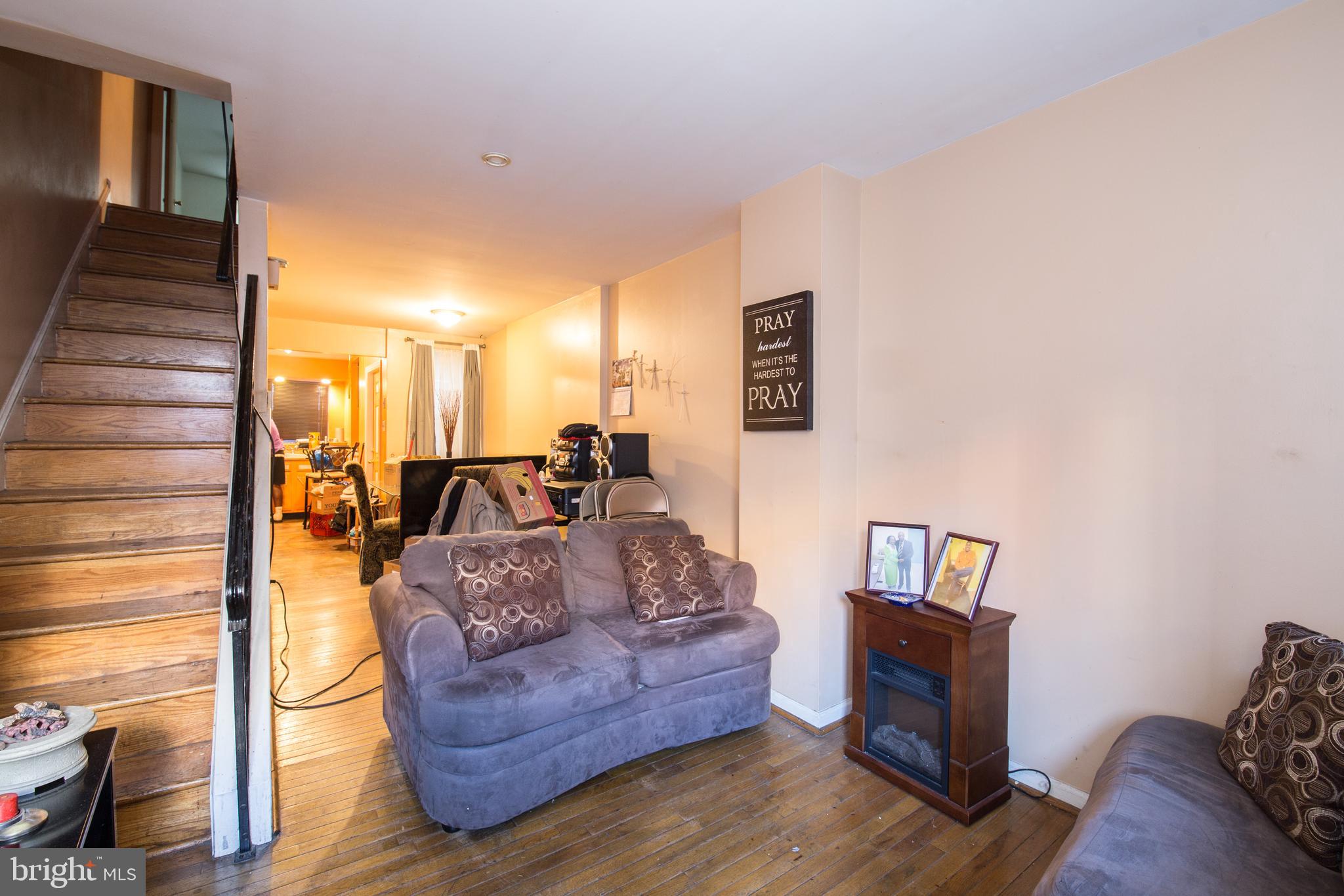 DICKINSON NARROWS - Residential