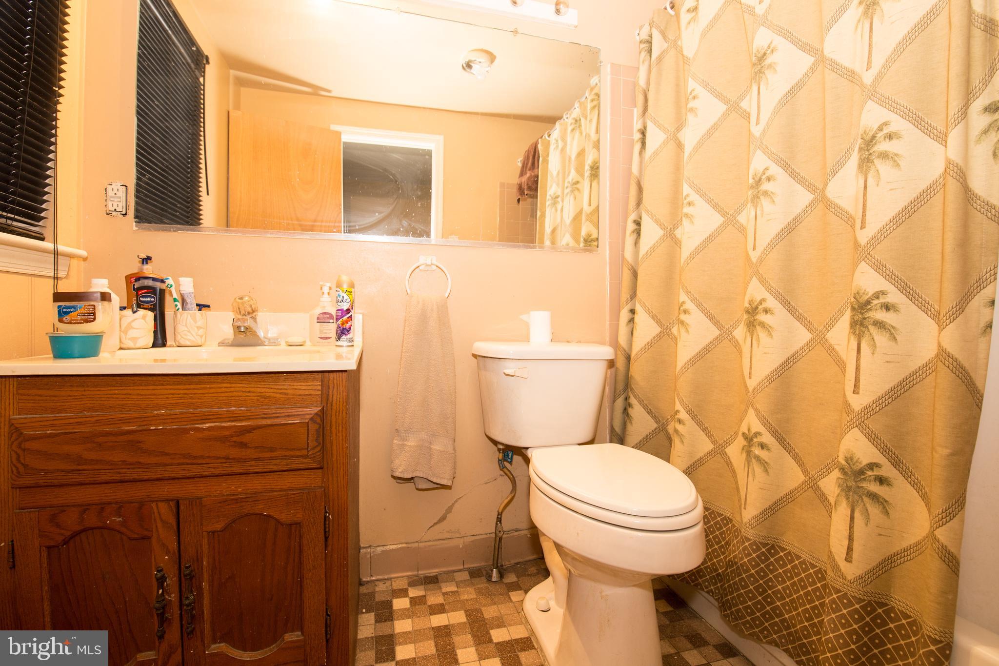 DICKINSON NARROWS - Residential